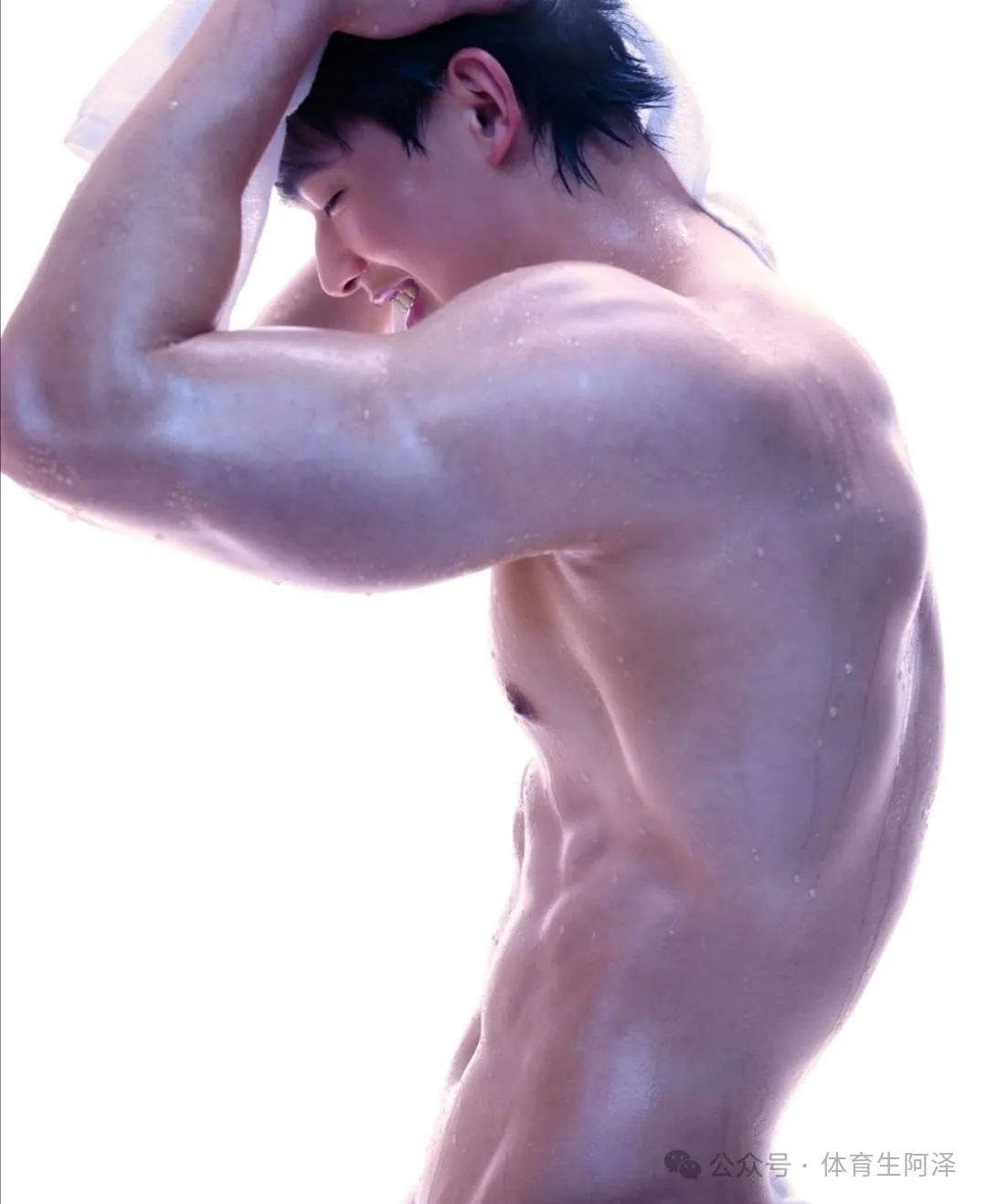 【3 月精选】圈内 Top 顶级健身男模，大尺度湿身诱惑，八块腹肌超性感.......