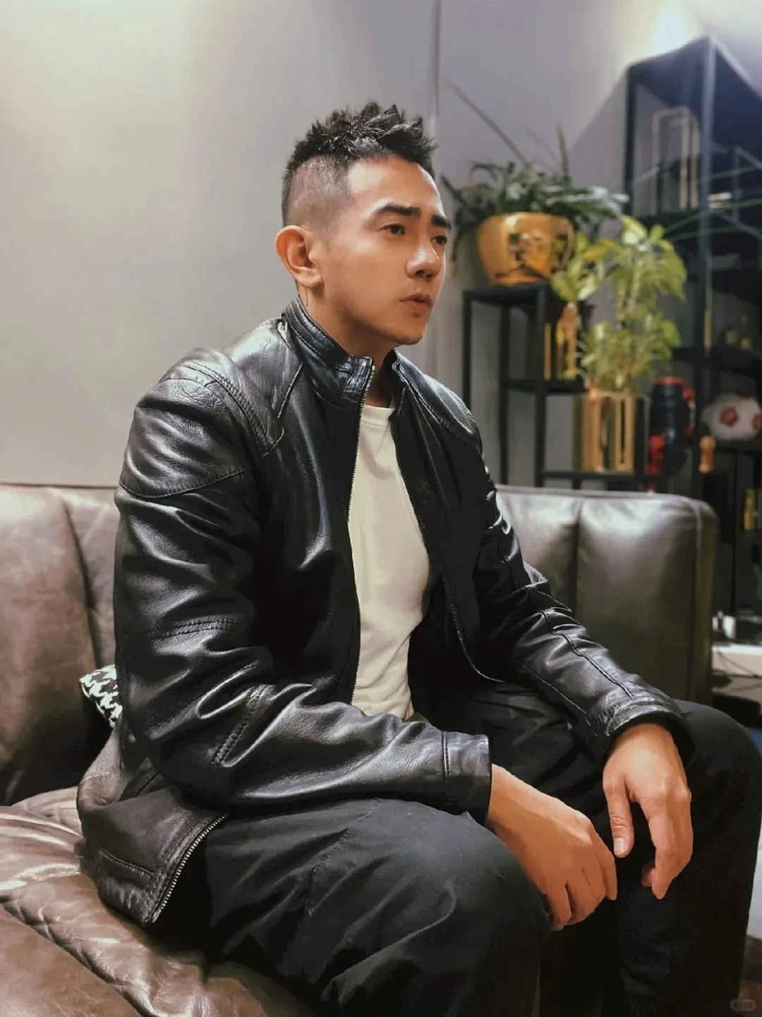 儒雅与痞帅型男撩人正装 这高级风范太迷人! 儒雅与痞帅型男撩人正装 这高级风范太迷人!