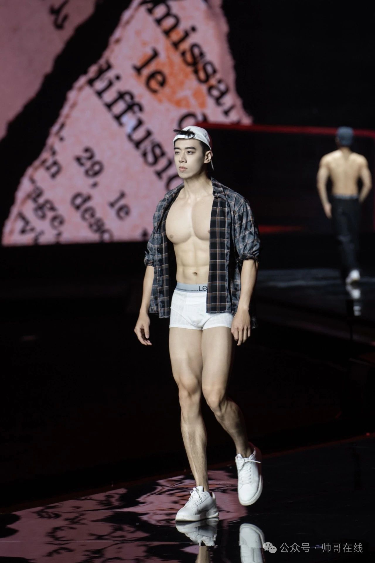184CM 肌肉健身模特，是你喜欢的类型吗？