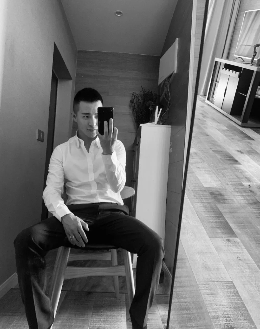 初代网黄廖承宇，他现在变成这样了。