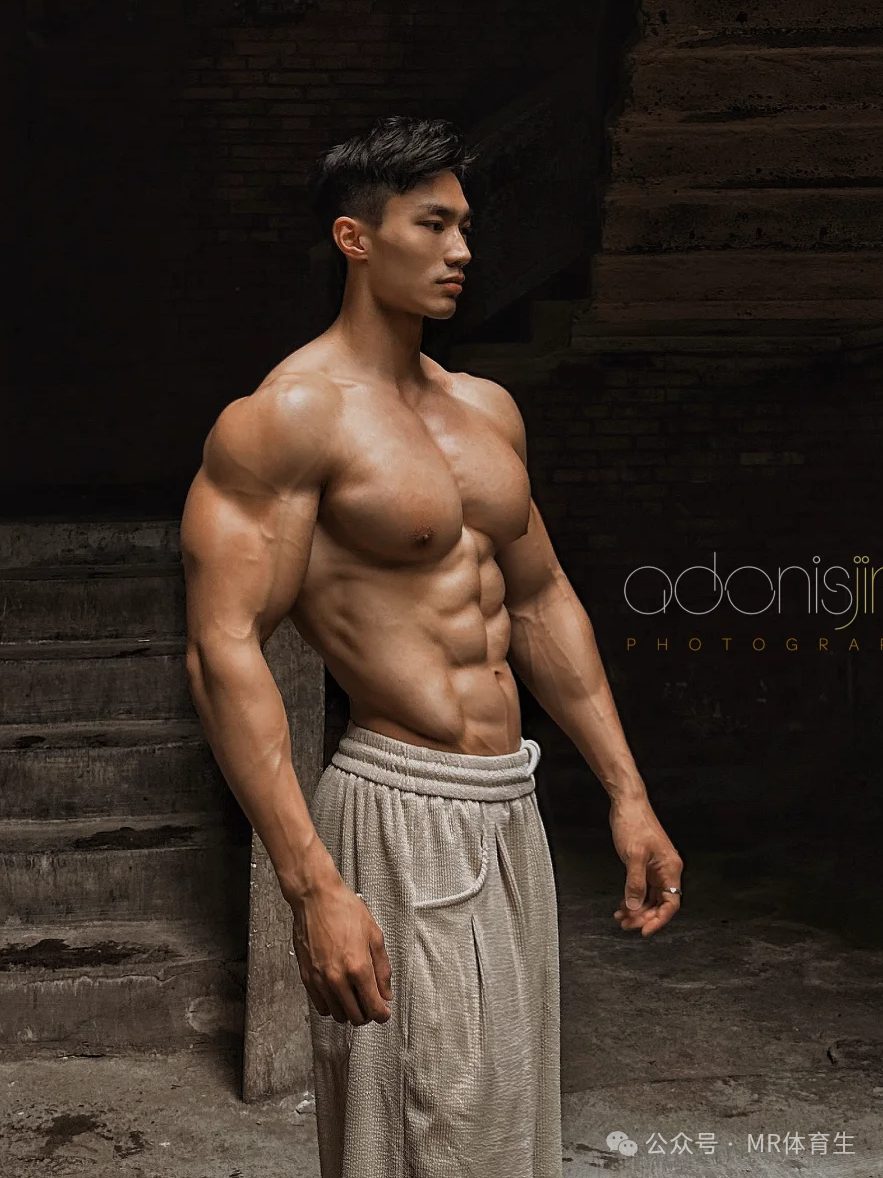 陕西 184cm 健美天花板肌肉男，时尚摄影大片欣赏