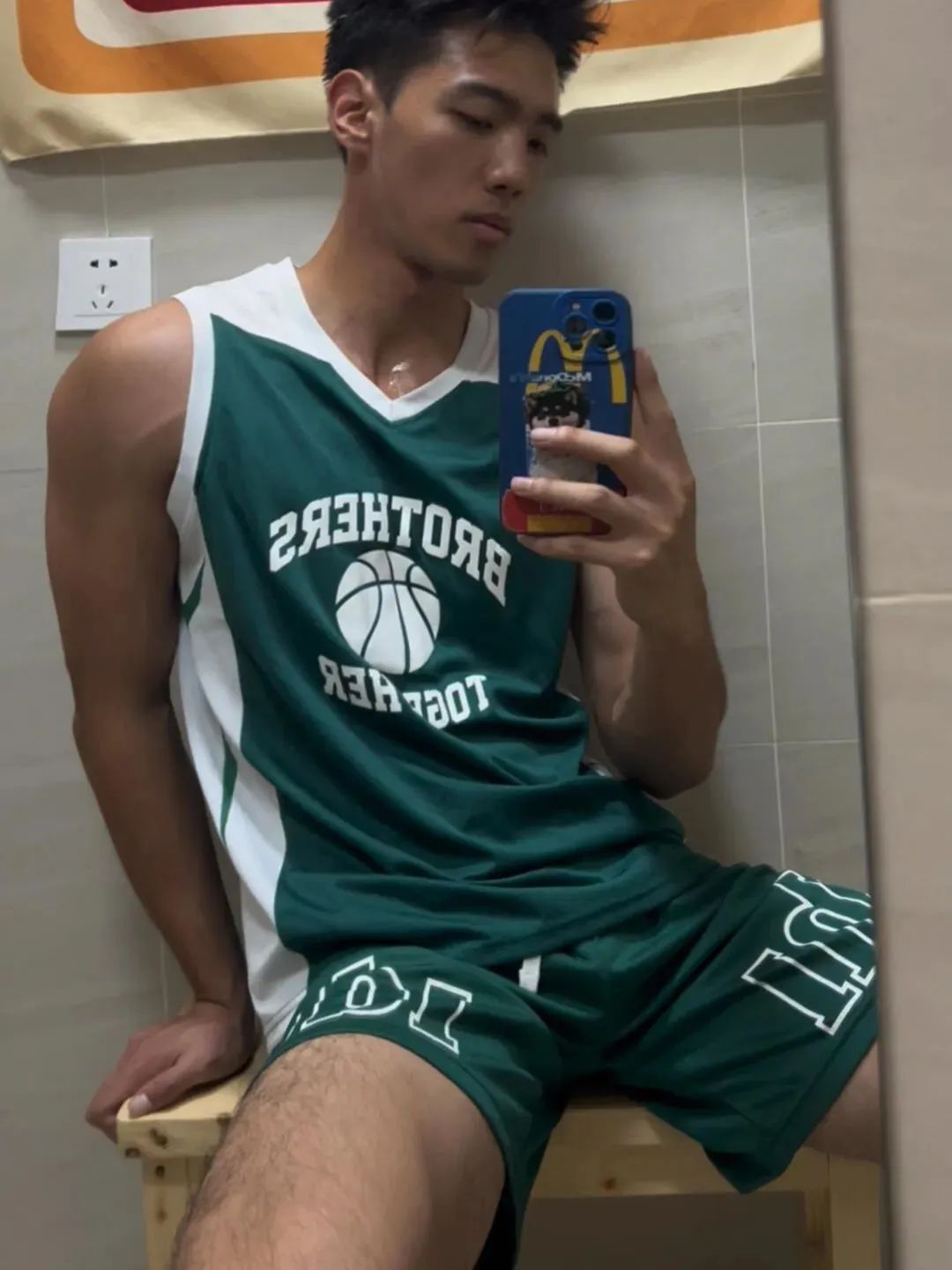肌肉黑皮体育系男大，这到底是谁在谈啊？！