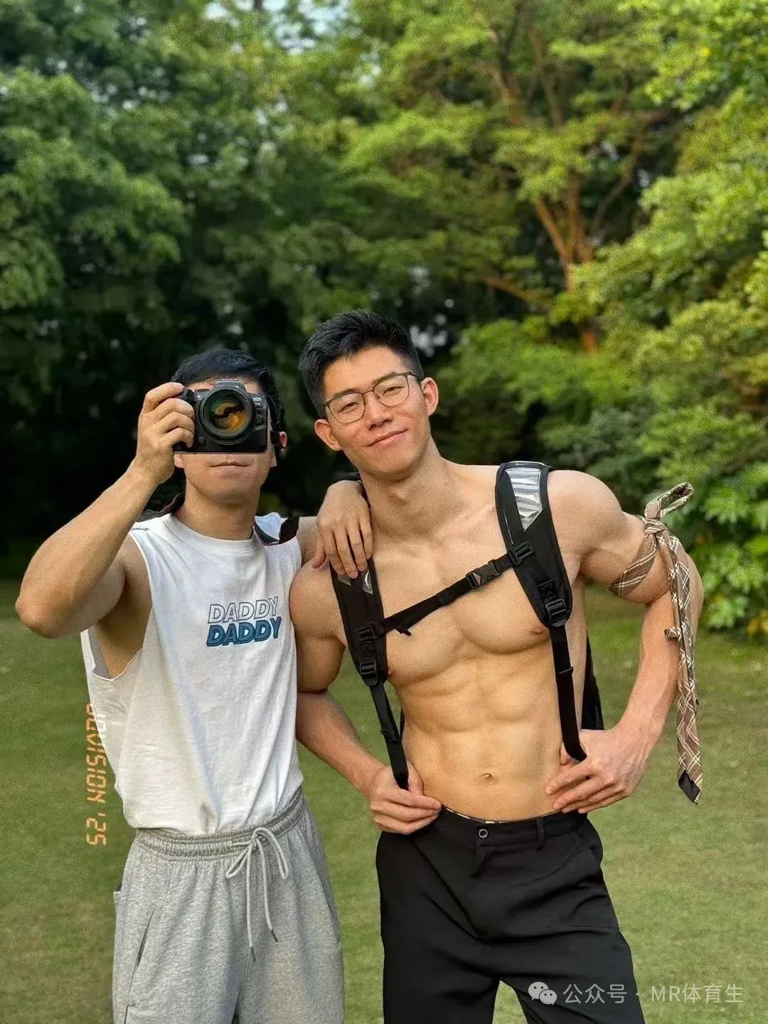 178cm 上海健身教练，强劲肌肉青筋暴起，荷尔蒙拉满