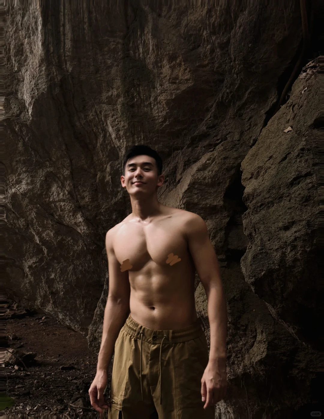 182cm 音乐剧型男的治愈系笑容合集曝光，这颜值简直是犯规级别!