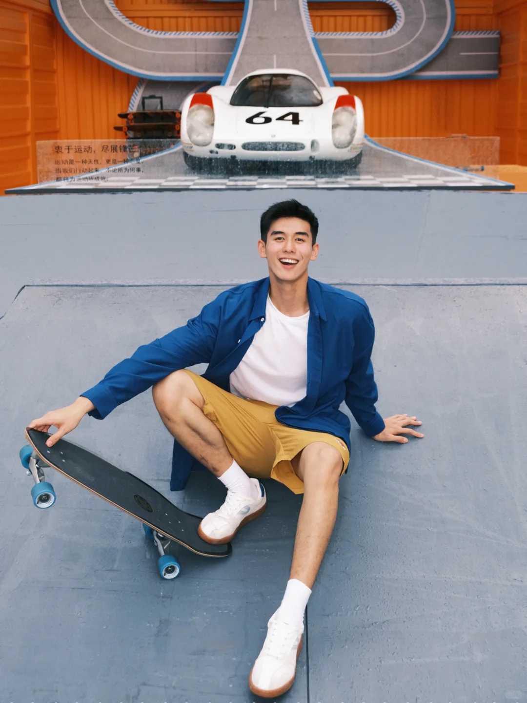 182cm 音乐剧型男的治愈系笑容合集曝光，这颜值简直是犯规级别!