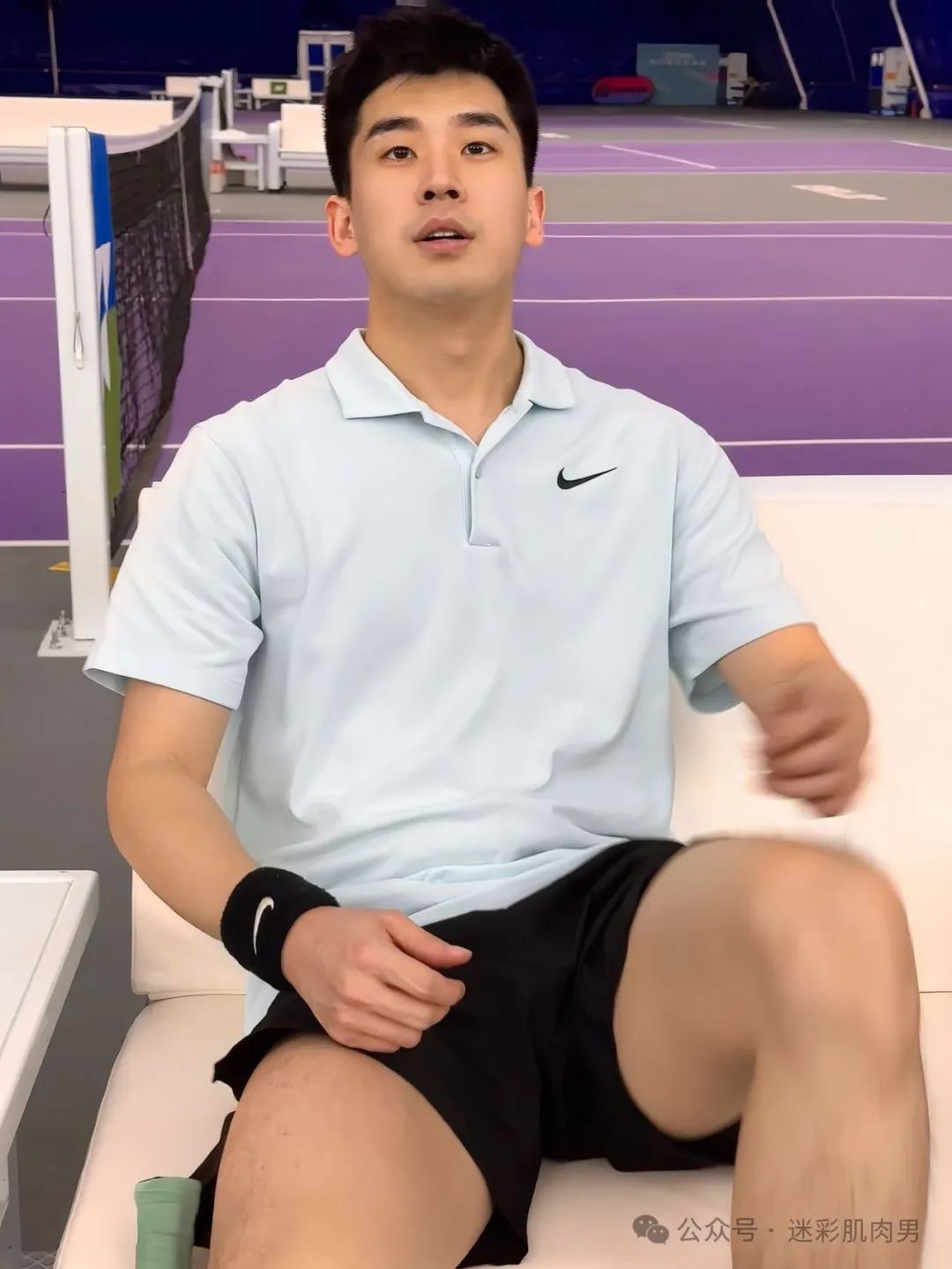 183CM 长腿男岔太开长的真好看！太 MAN 了好帅哦！
