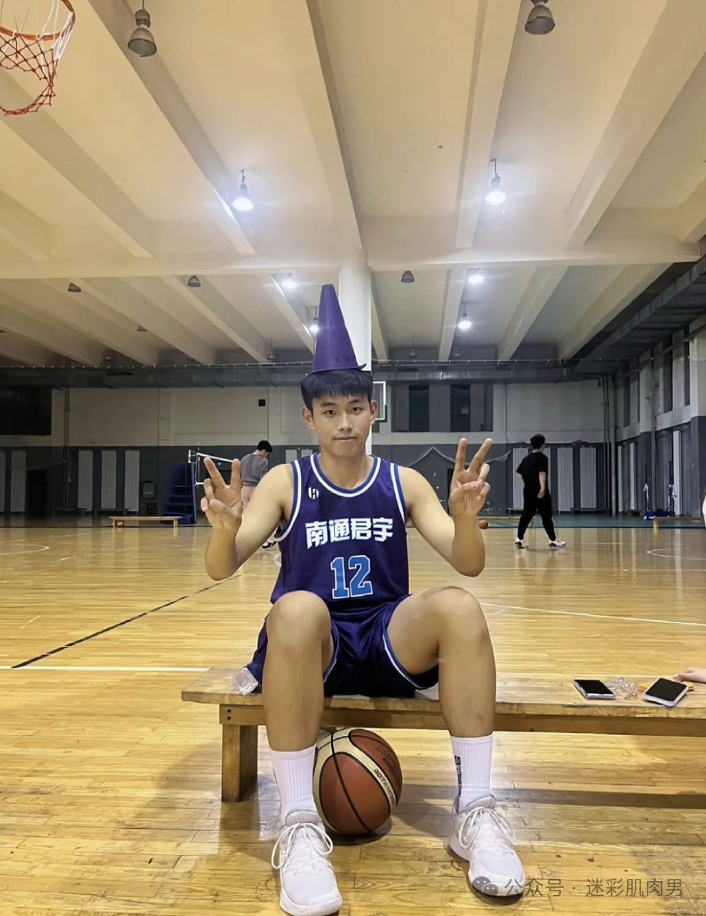 吉林体育学院打篮球的男大运动小哥，好帅呀！