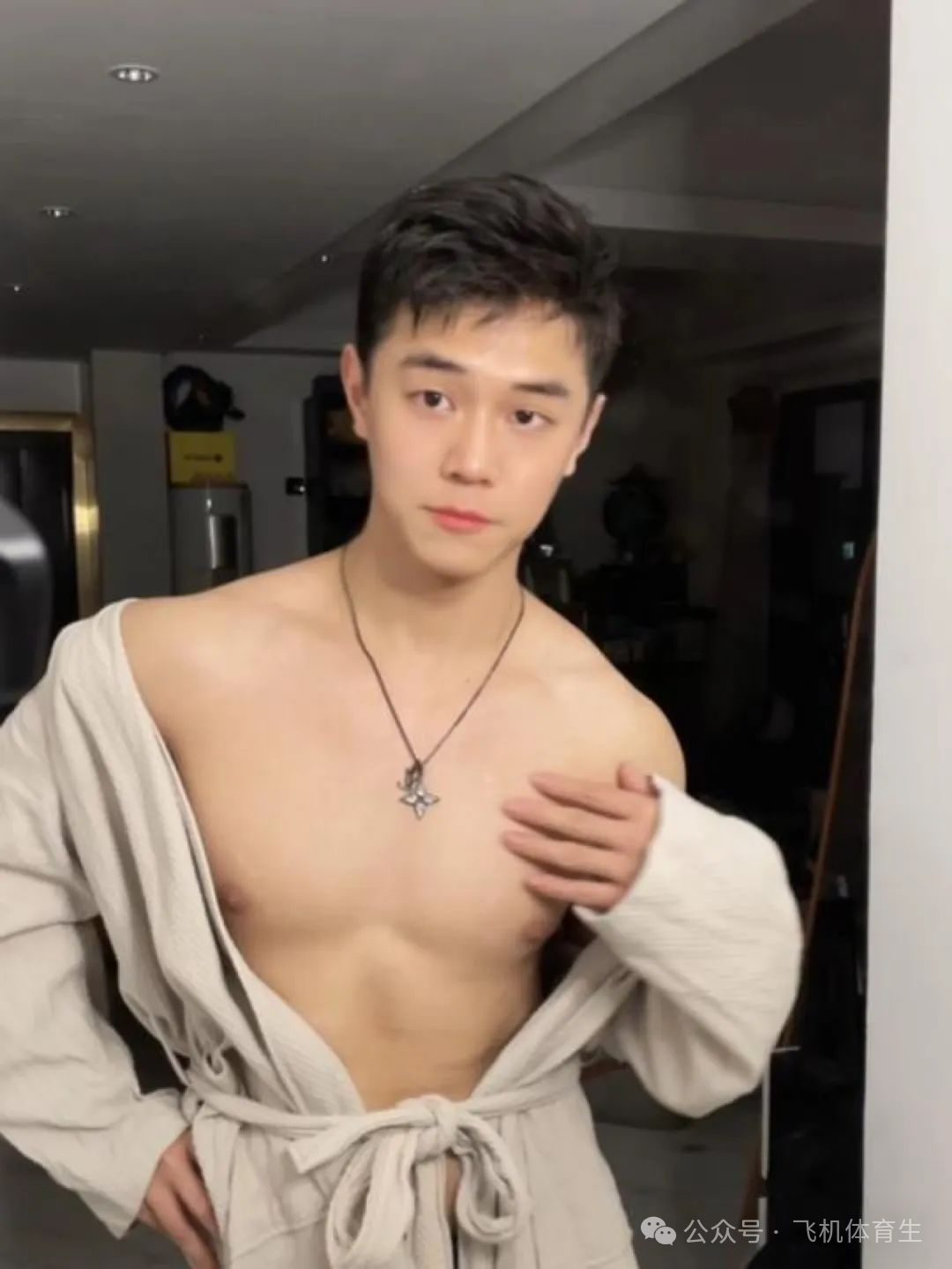 中国版宏翔：网红双人解读