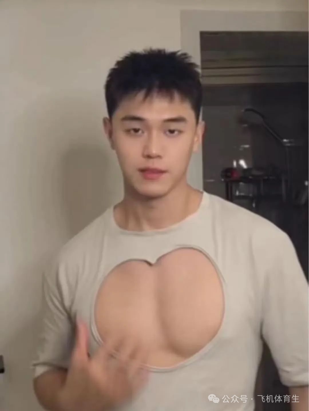 中国版宏翔：网红双人解读