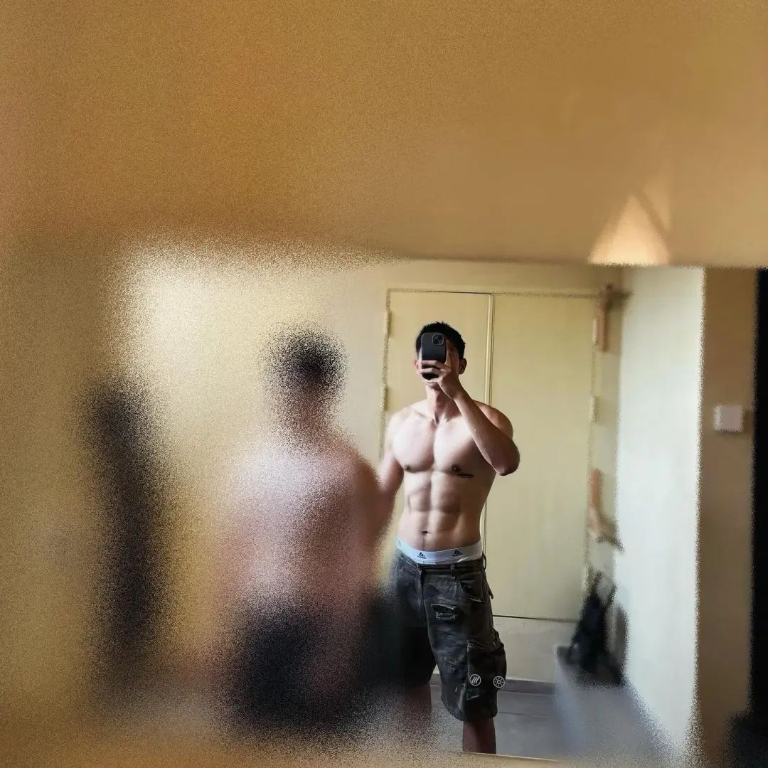 大只肌肉男，这样拍更大只