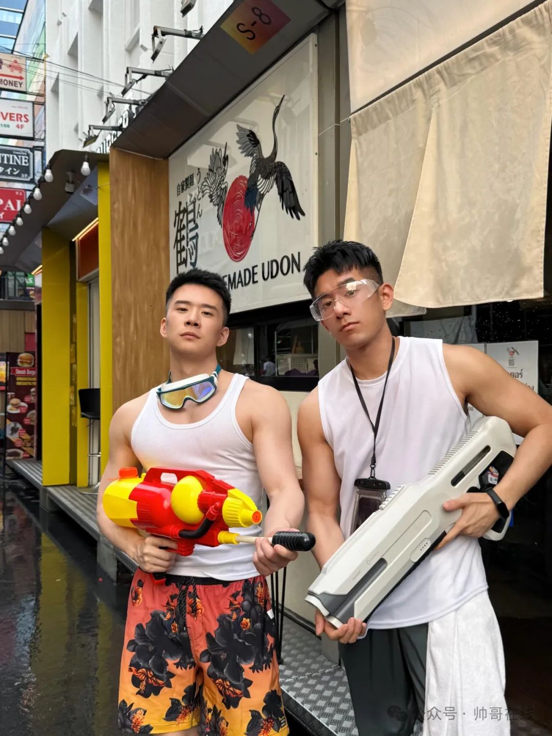 泼水节上的肌肉帅哥，集帅集美都来了！