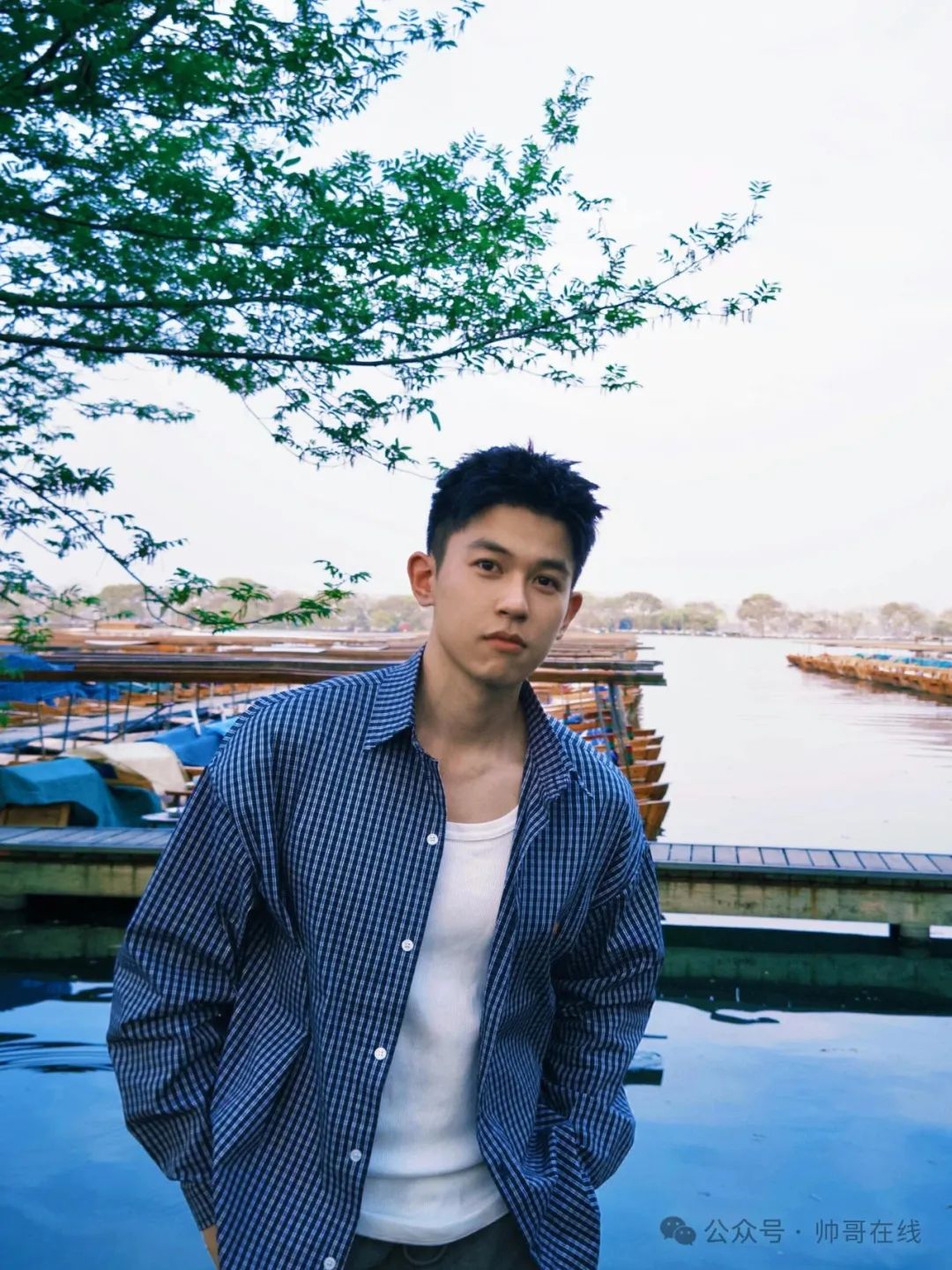 吃可爱长大的薄肌小鲜肉，这得馋哭多少人？