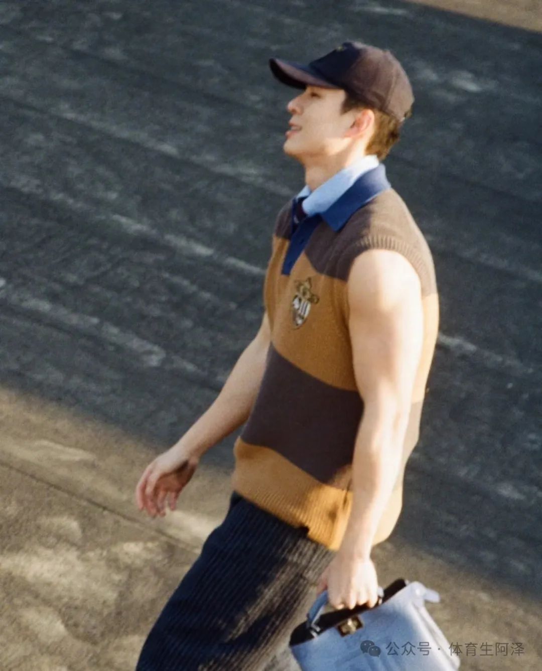 被网友赞称“国服妲己”的李马特，花尽心思“勾引”库克先生......