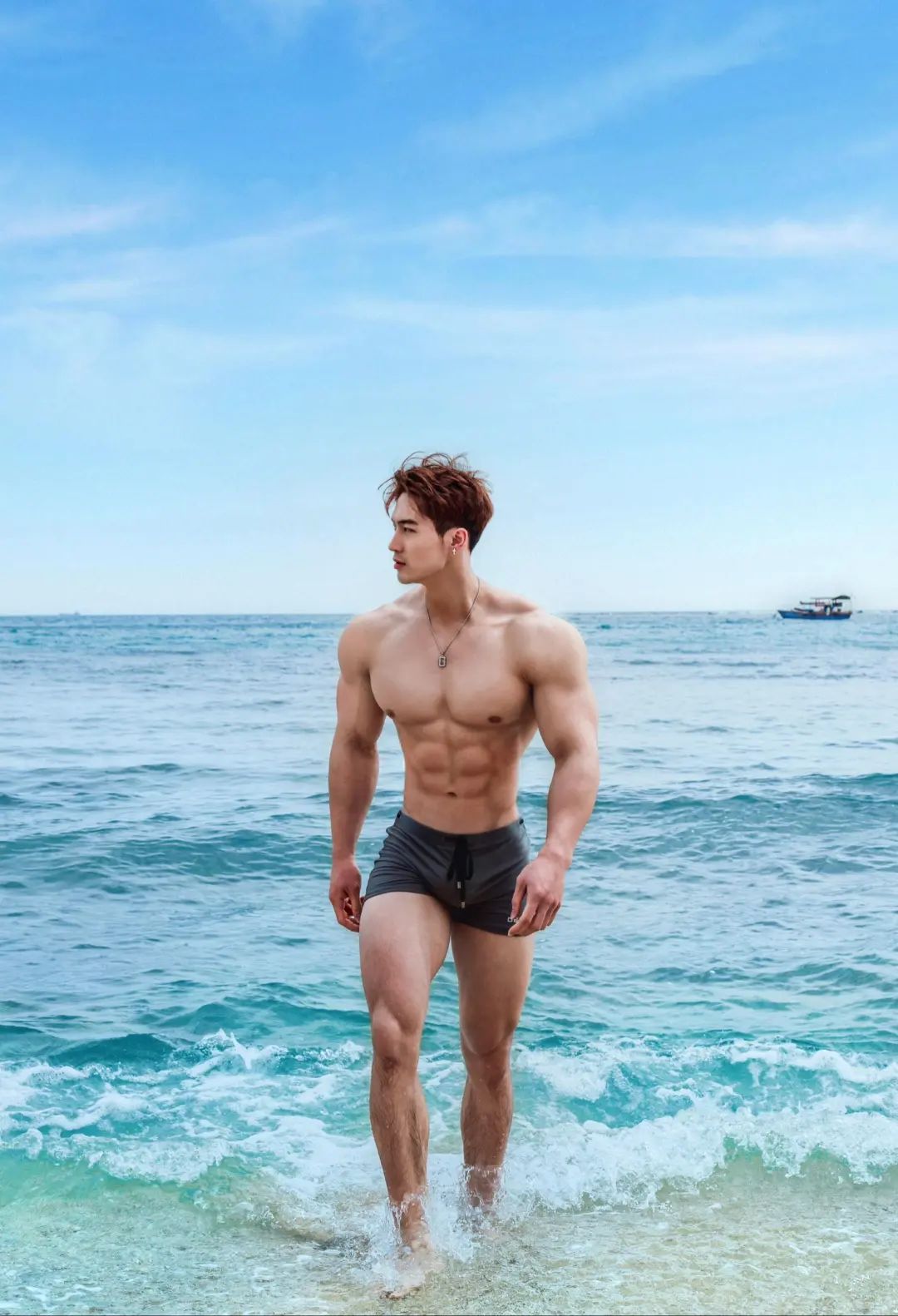 越变越帅的大肌健体模特