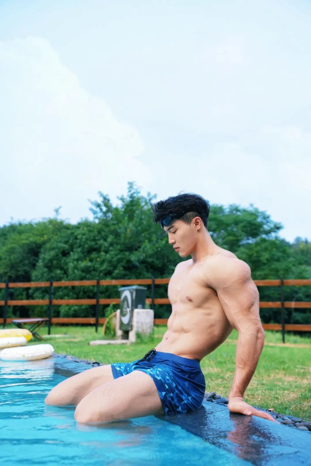 越变越帅的大肌健体模特