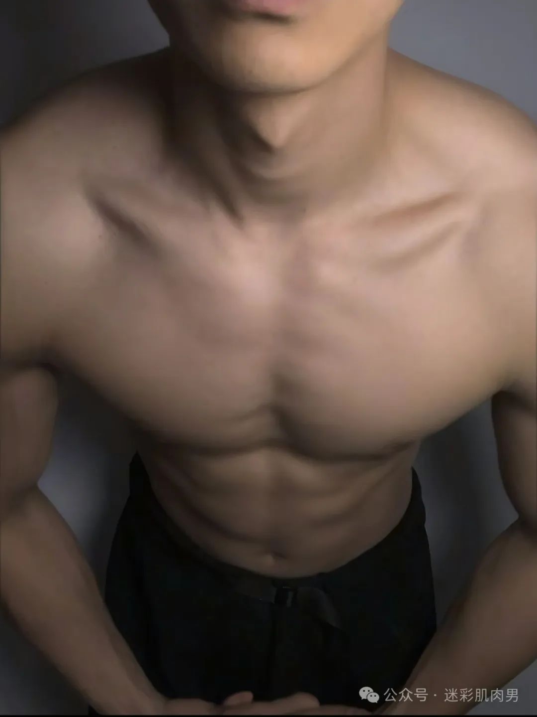 刘姥姥新欢 185CM 篮球体育生脱了？长的好棒！