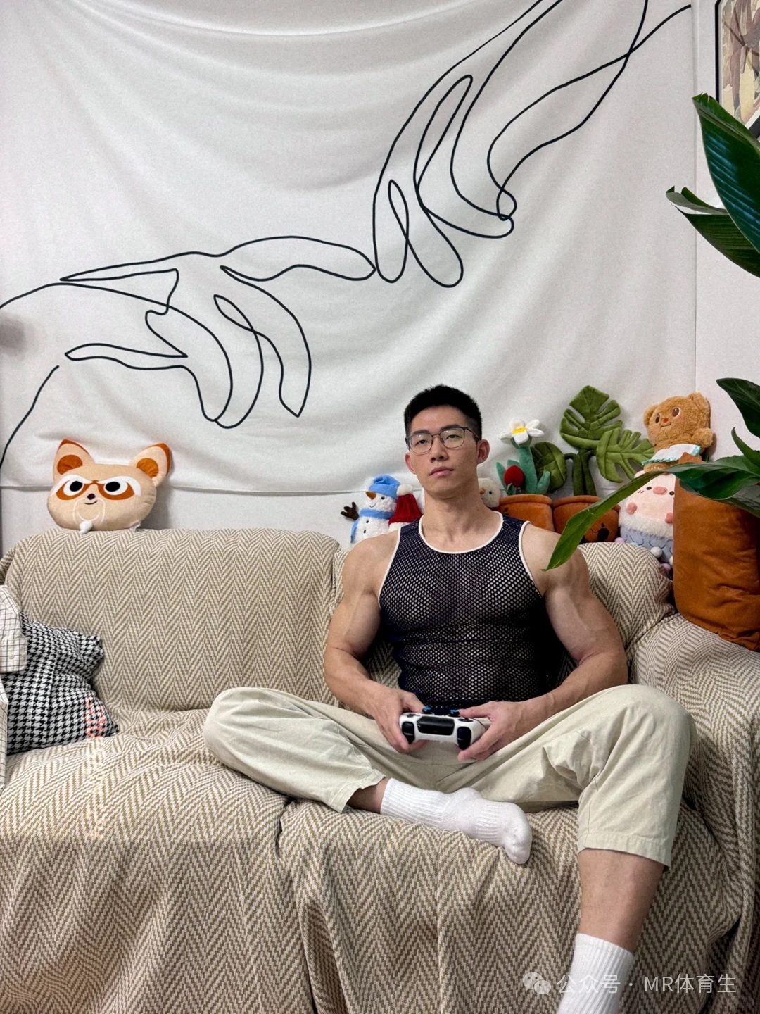 178cm 上海健身教练，强劲肌肉青筋暴起，荷尔蒙拉满