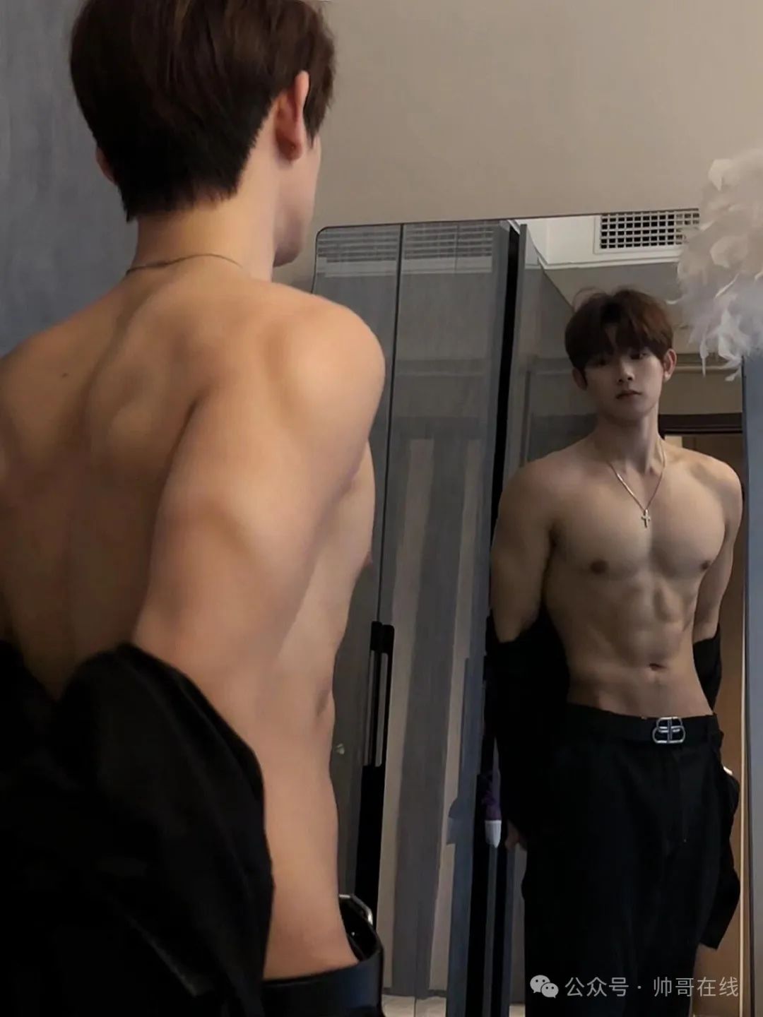 185CM 奶狗脸薄肌小帅哥，奶 fufu 的太可了吧！