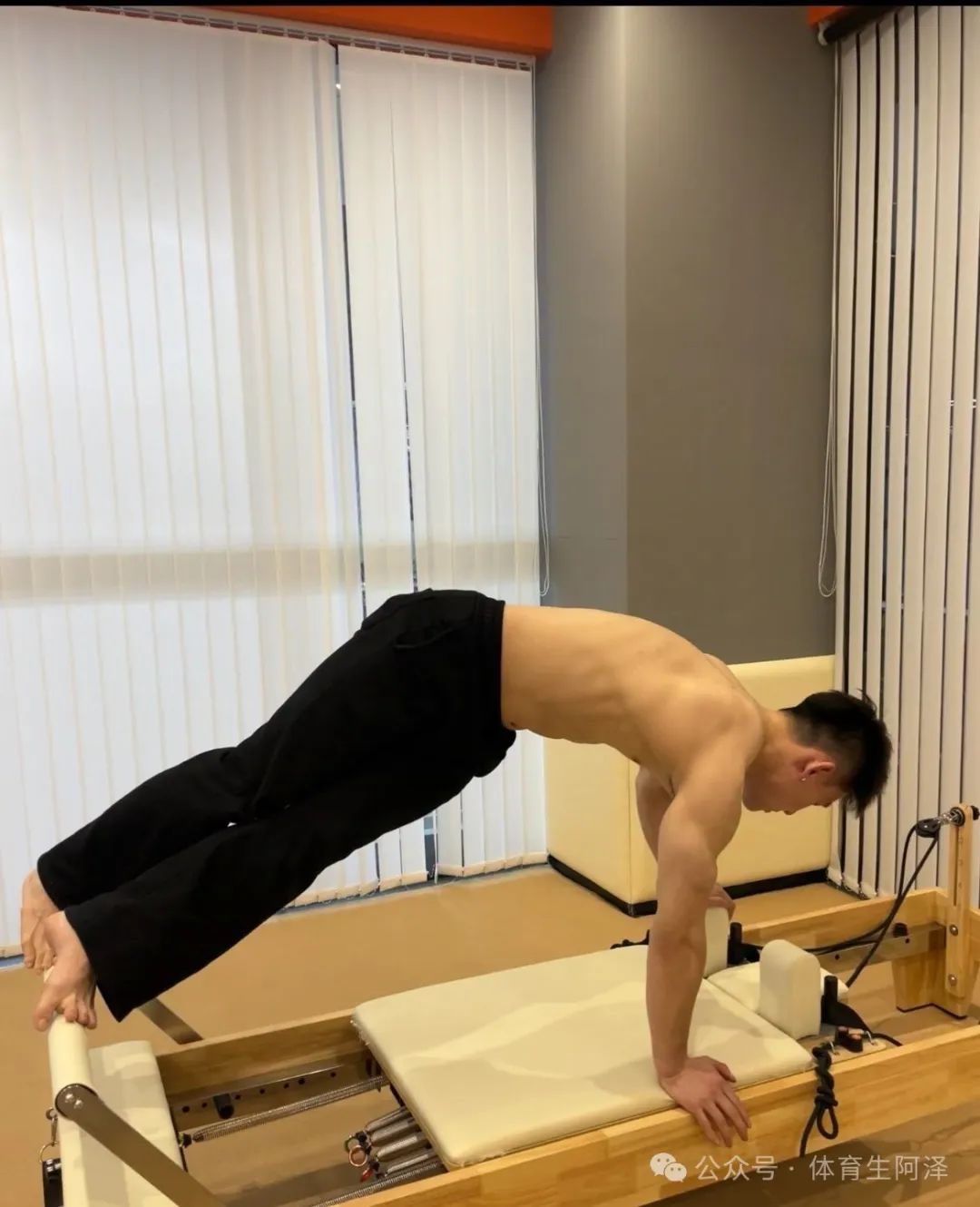 185 游泳教练猛 1 打桩机 S，八块腹肌健壮身材持久力爆棚.....