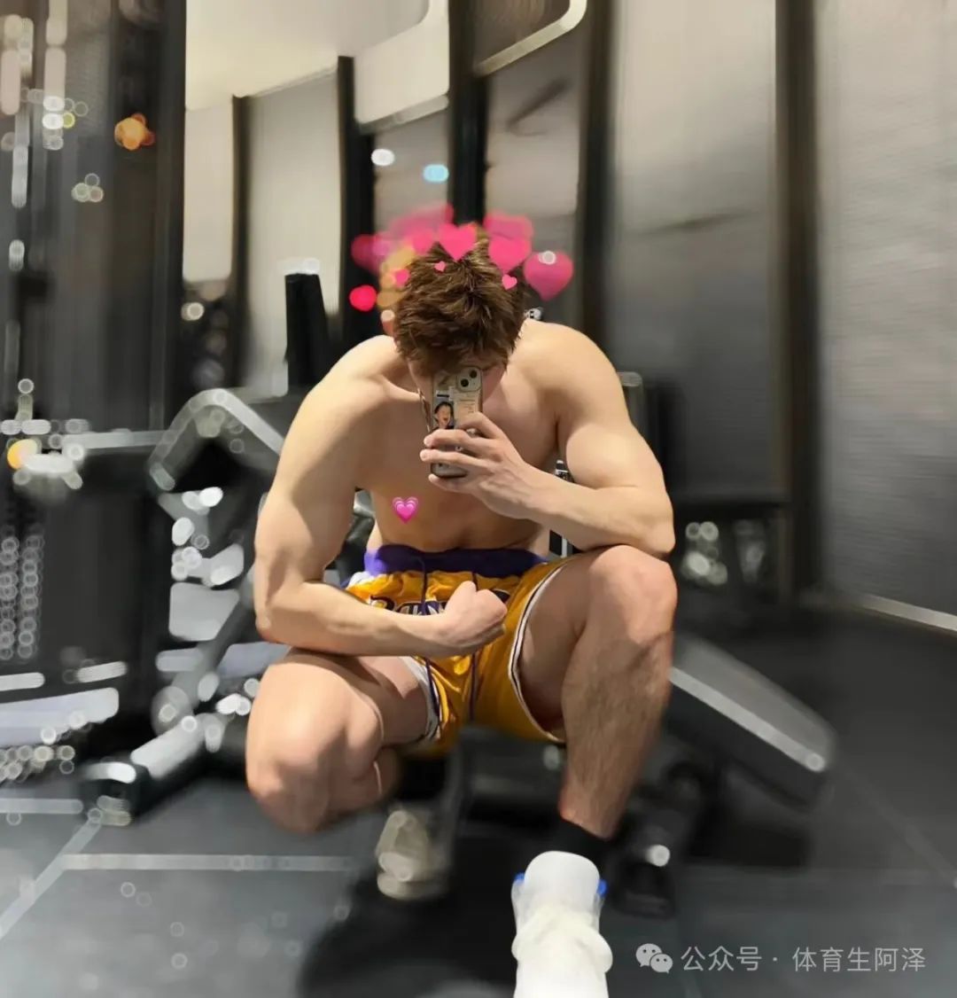 185 游泳教练猛 1 打桩机 S，八块腹肌健壮身材持久力爆棚.....
