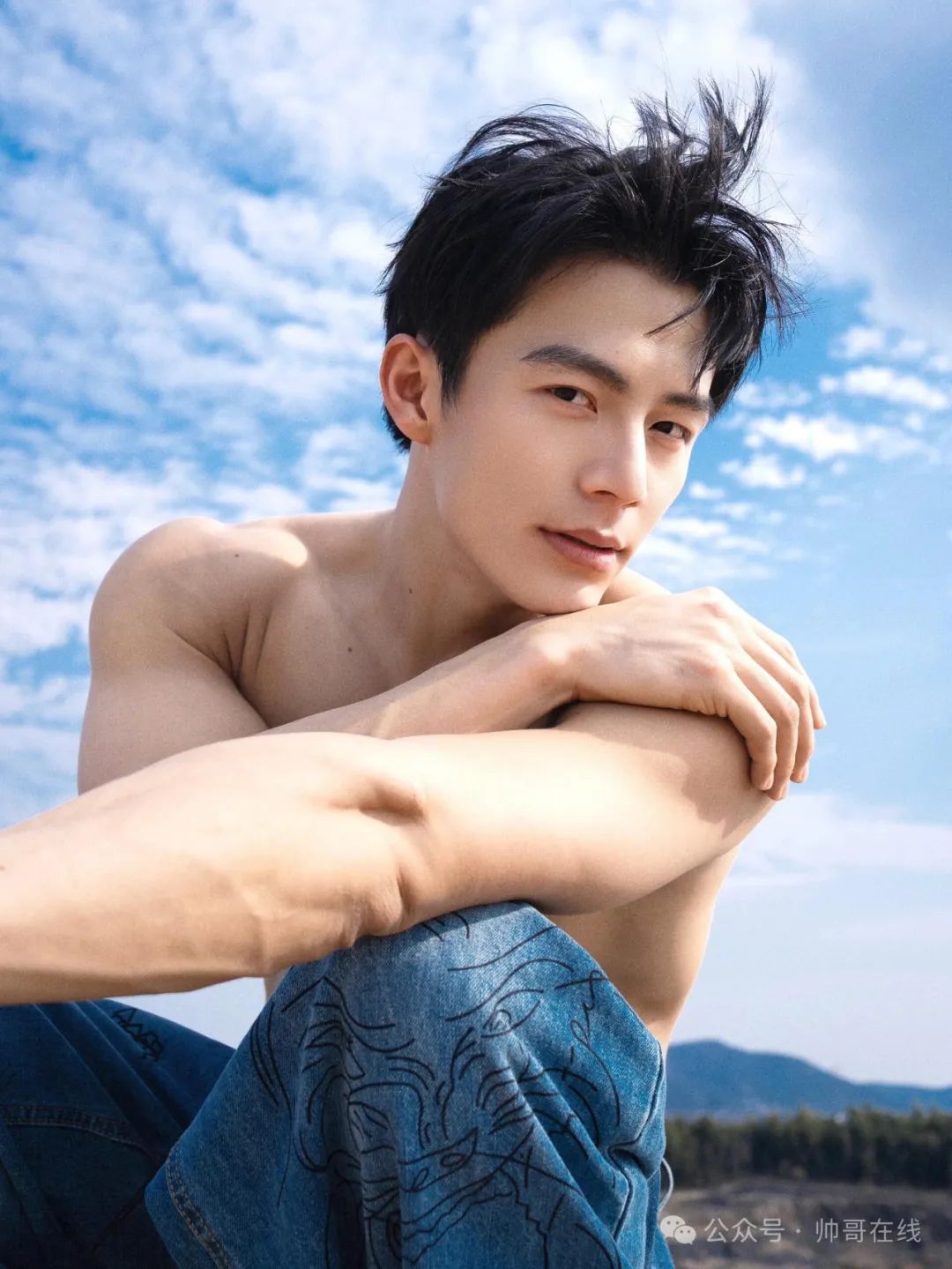 山东 183CM 高鼻梁肌肉帅哥，爱了爱了！