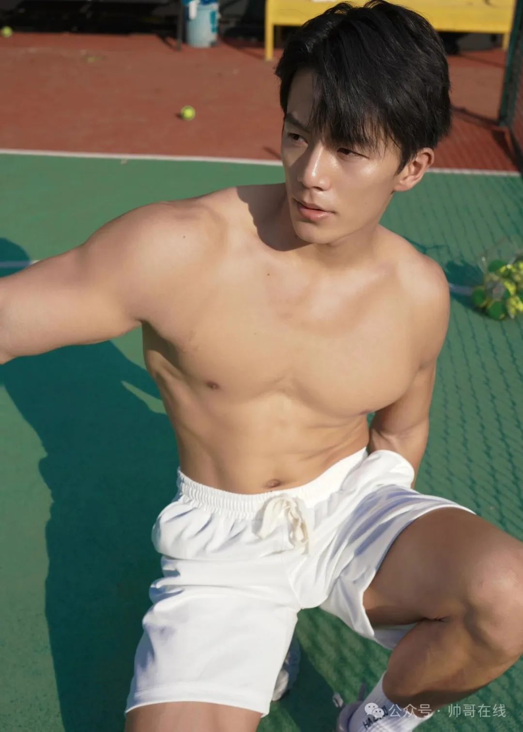 山东 183CM 高鼻梁肌肉帅哥，爱了爱了！