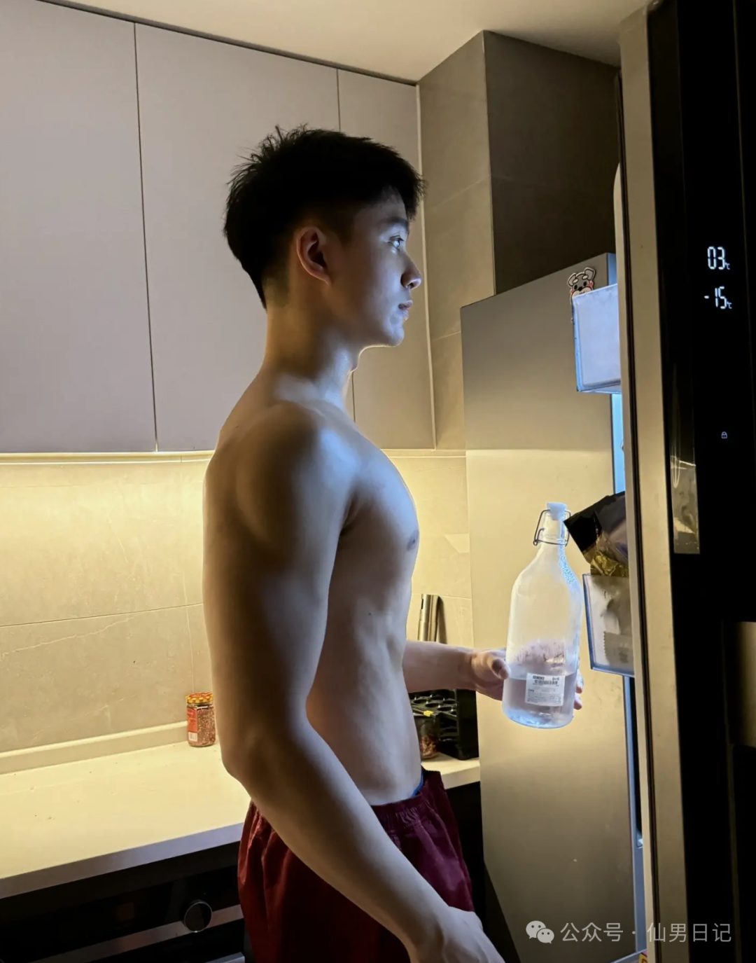 成都 185cm 清纯体育生！网友惊喜：这肯定很抢手……