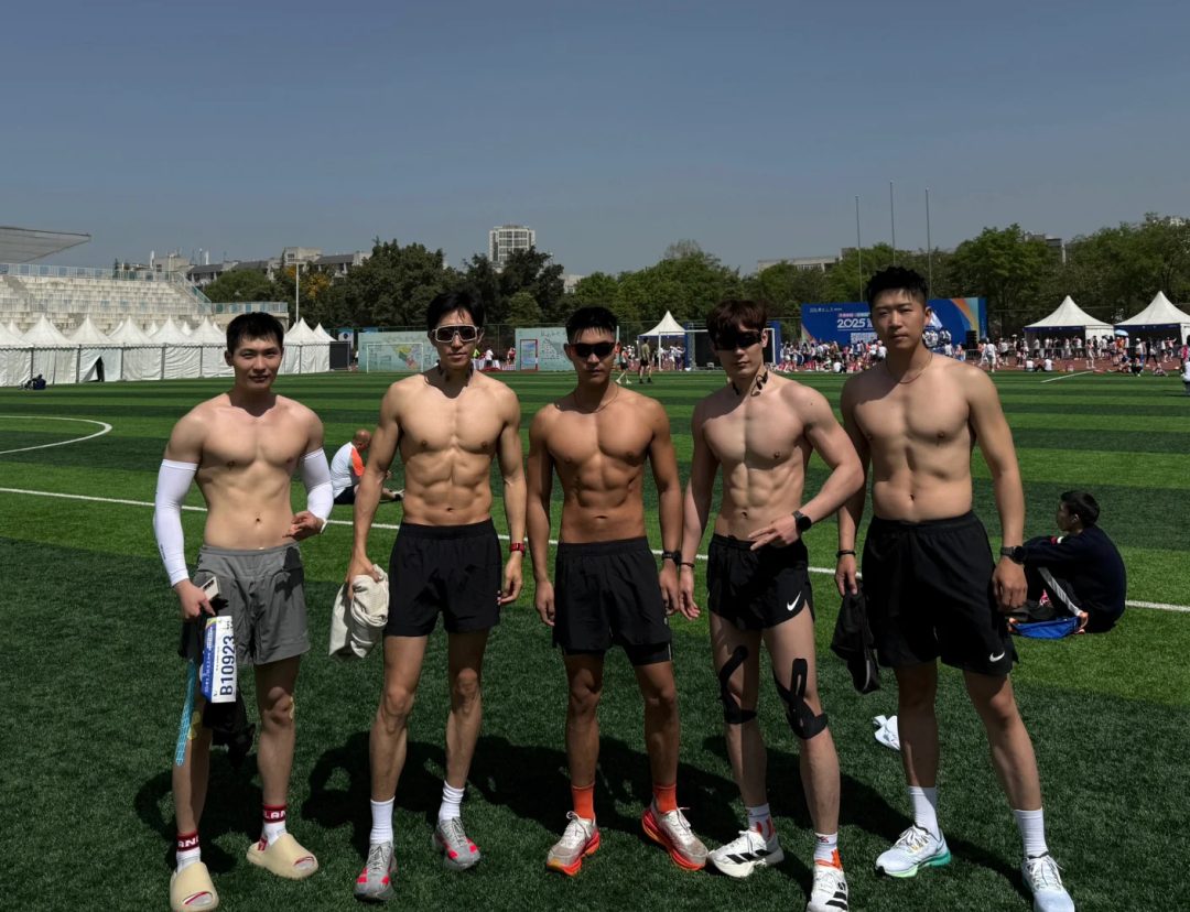 好身材肌肉型男，马拉松越跑越帅