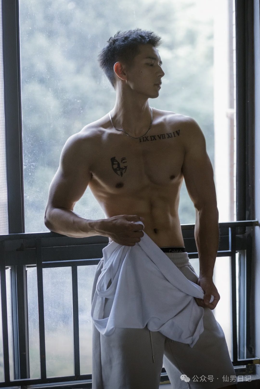 神似李现的体育生找到了！为了拍视频果然拼……