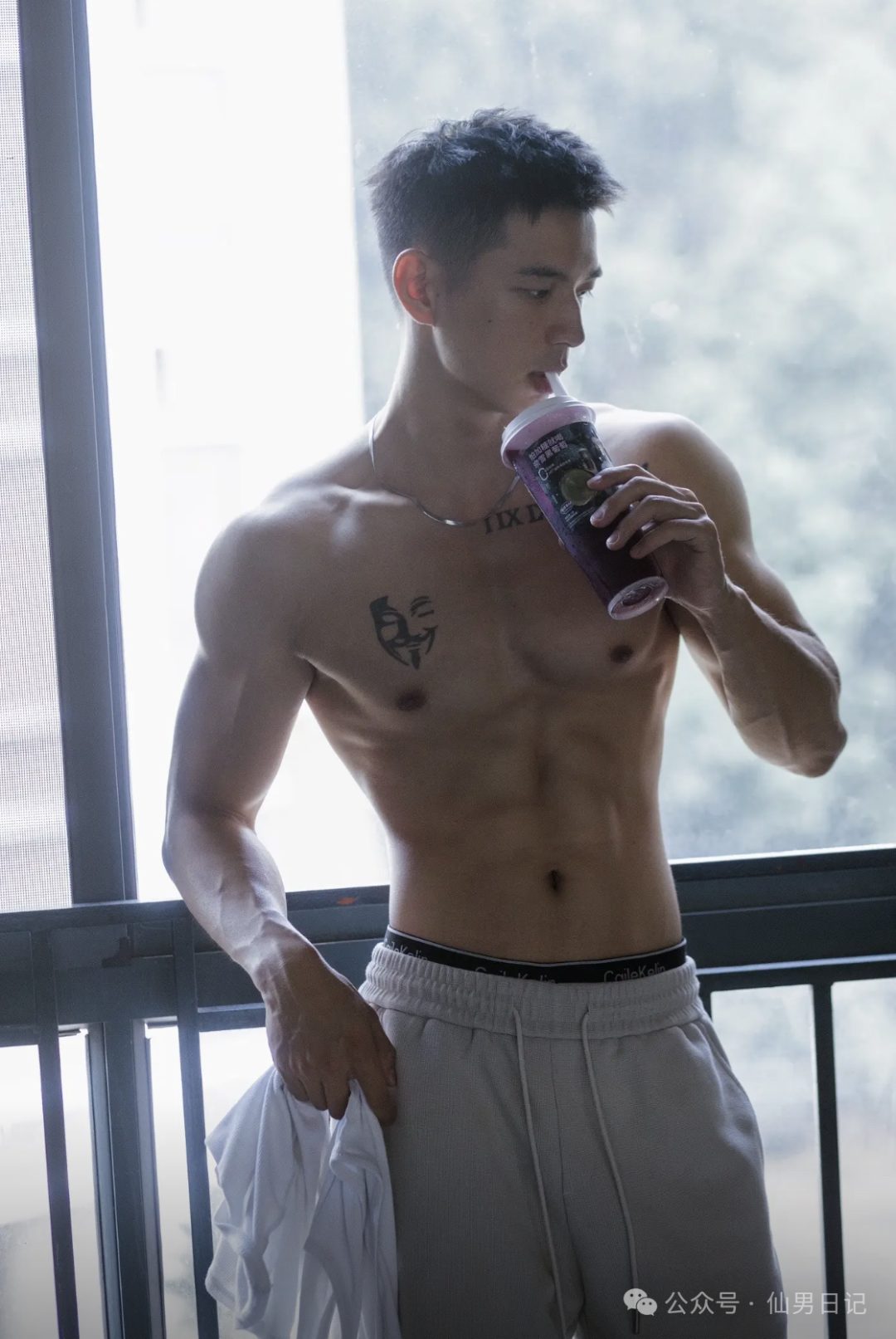 神似李现的体育生找到了！为了拍视频果然拼……