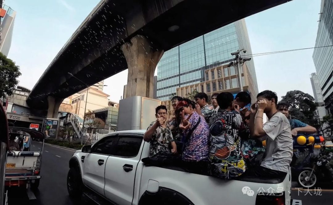 泰国预计今年新增感染者 8862 人,60% 为 MSM 群体 泰国预计今年新增感染者 8862 人,60% 为 MSM 群体