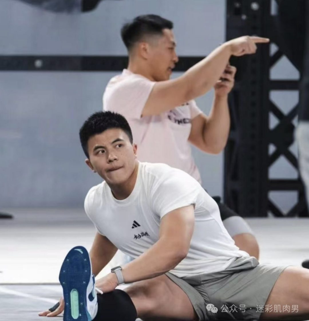CrossFit 陈胜视频太好看！成都体院的他大实力他太强！