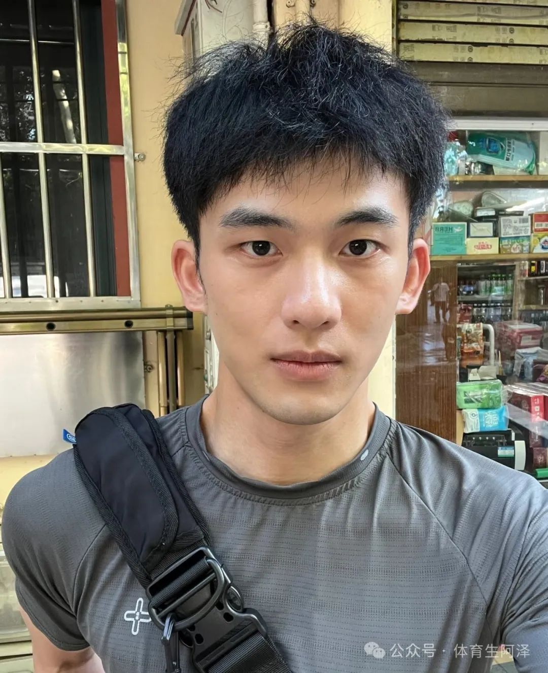 黑皮国民男友体育生！硬汉性感，多少男生的第一次.......