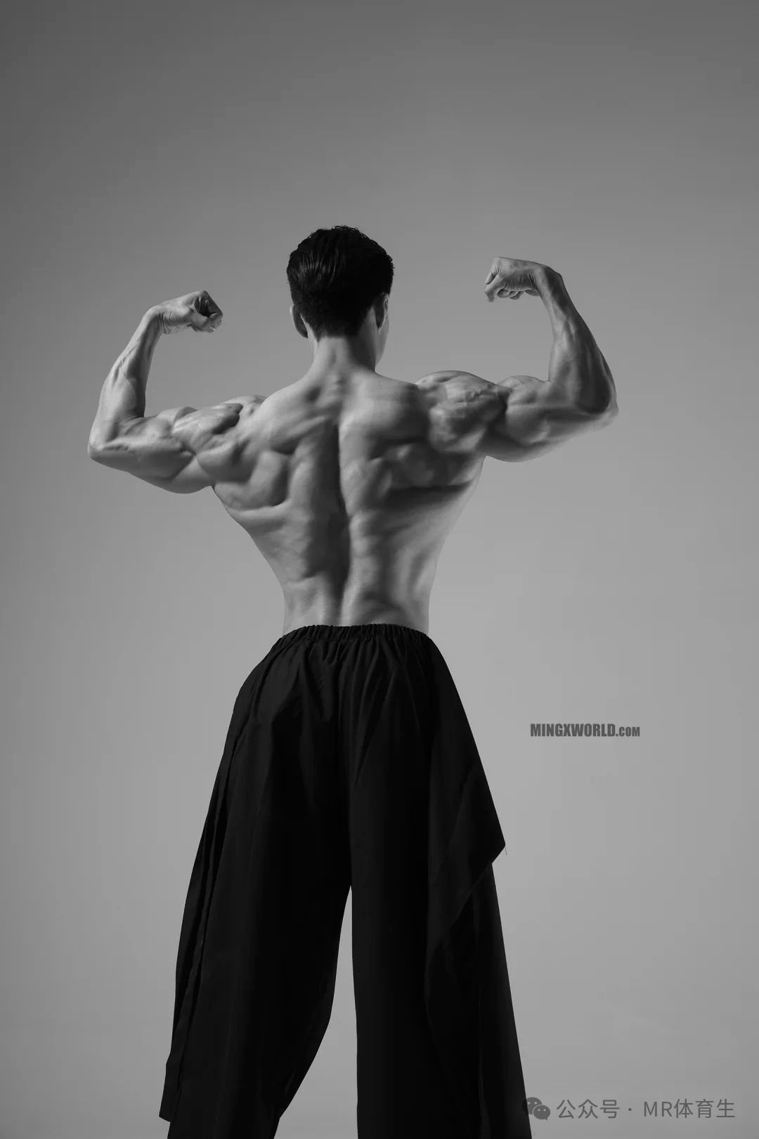 陕西 184cm 健美天花板肌肉男，时尚摄影大片欣赏