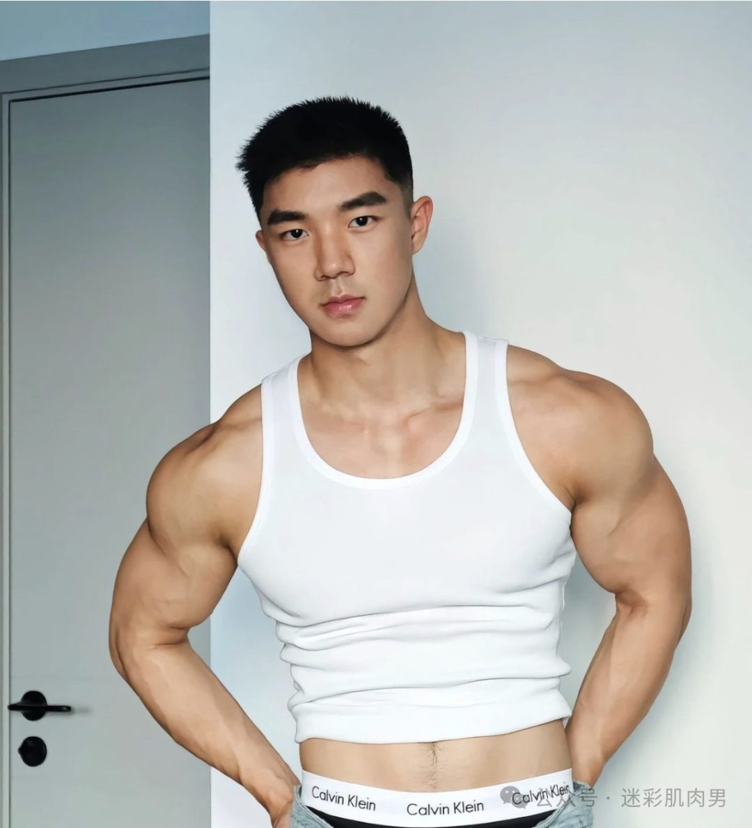 188CM 寸头运动男网红孔亨利火啦？视频太好看！