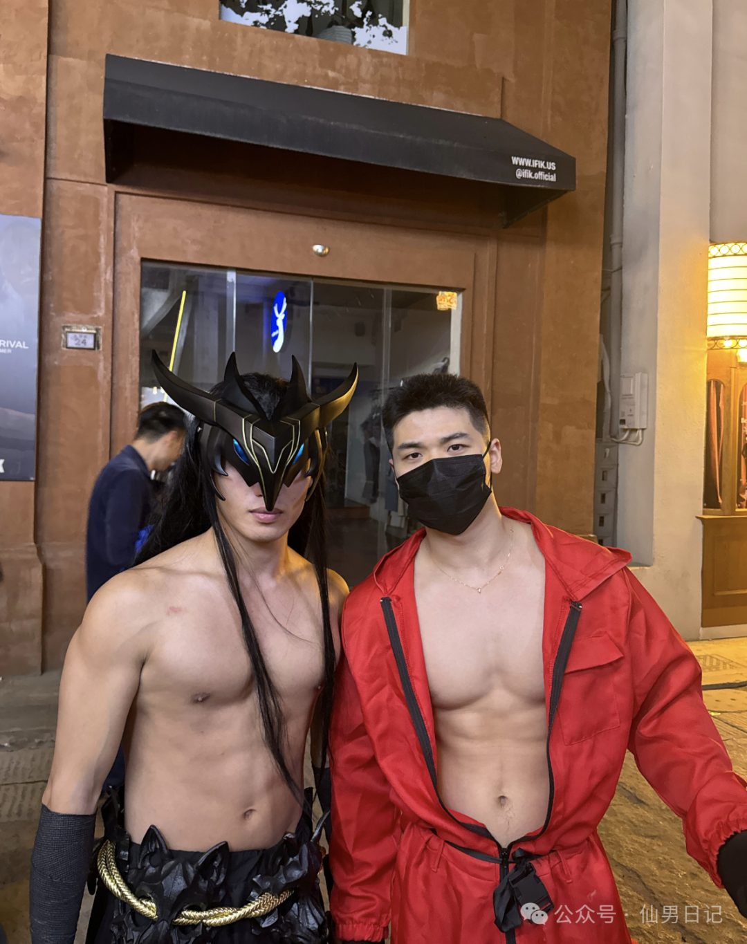 憨熊系体育生！私下还有这一面……