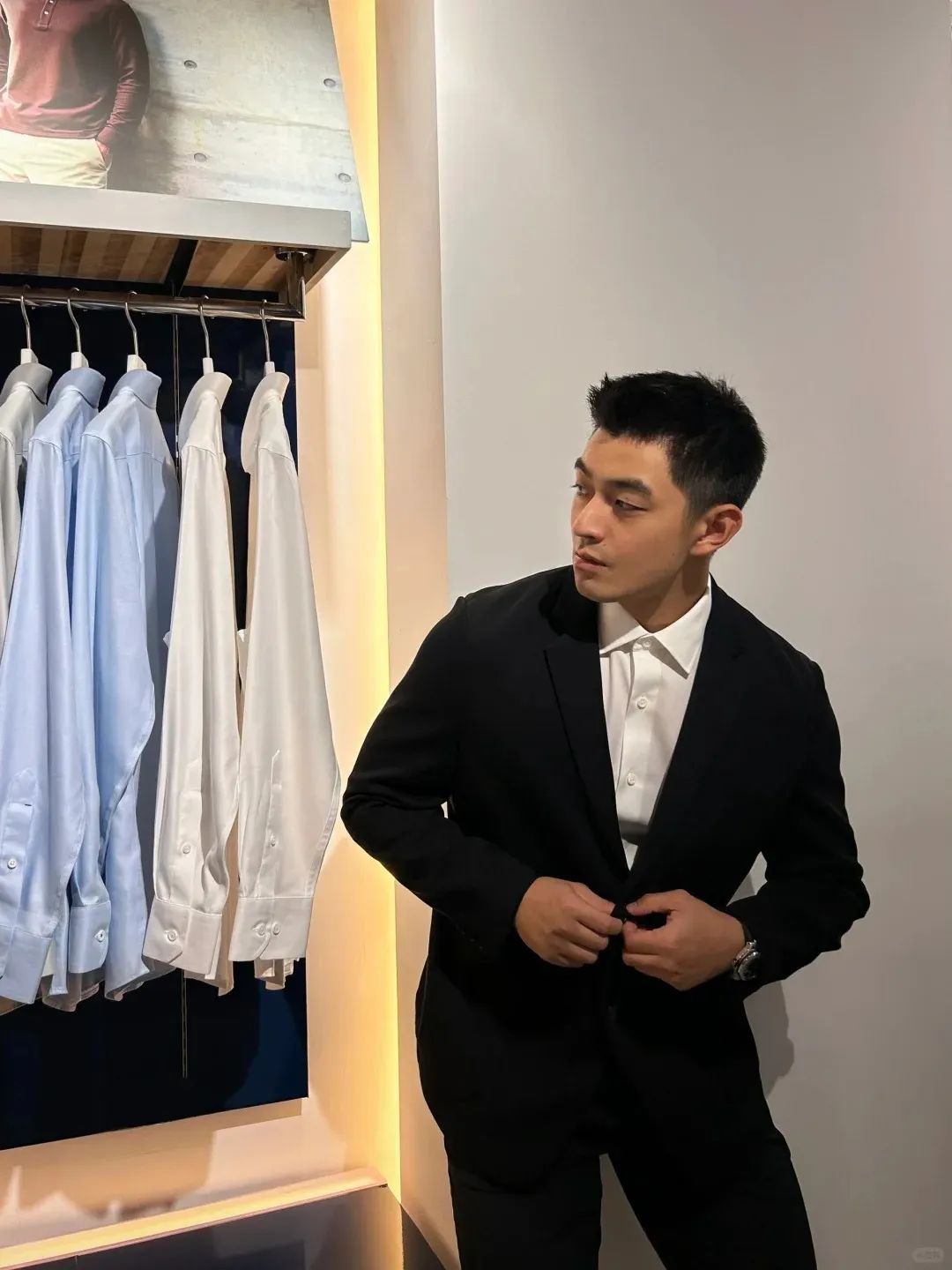 “撕漫男”降临现实！刘聪 Russell 健身大片，撩翻全网的荷尔蒙狂潮