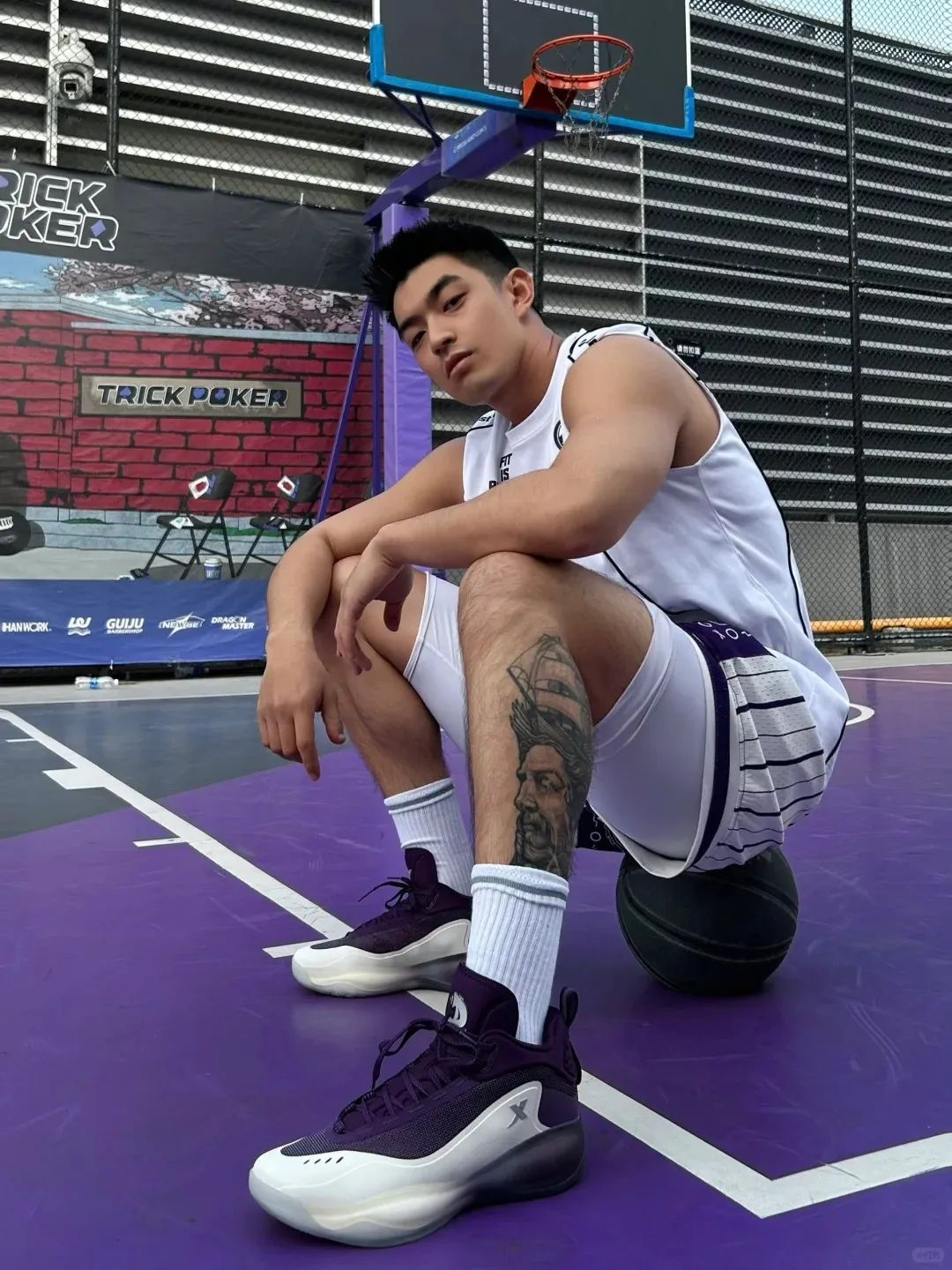 “撕漫男”降临现实！刘聪 Russell 健身大片，撩翻全网的荷尔蒙狂潮