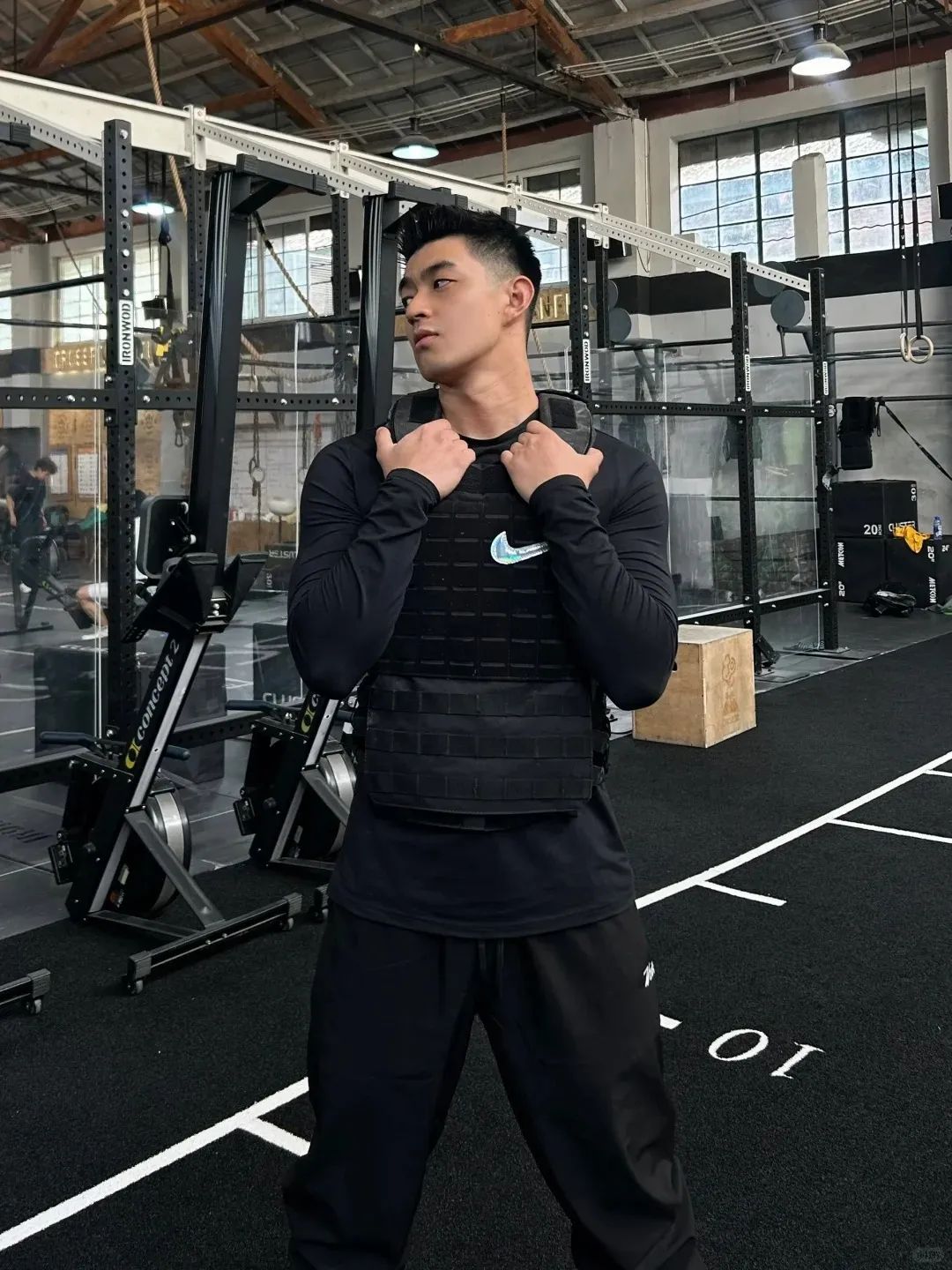 “撕漫男”降临现实！刘聪 Russell 健身大片，撩翻全网的荷尔蒙狂潮