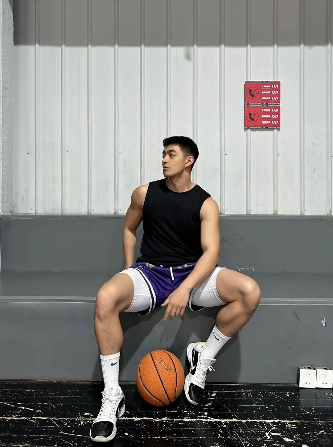 “撕漫男”降临现实！刘聪 Russell 健身大片，撩翻全网的荷尔蒙狂潮