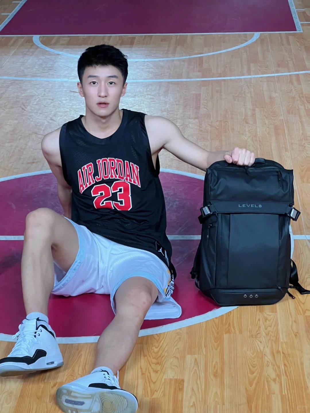 圈内邻家小奶狗！白袜少年，清新又上头