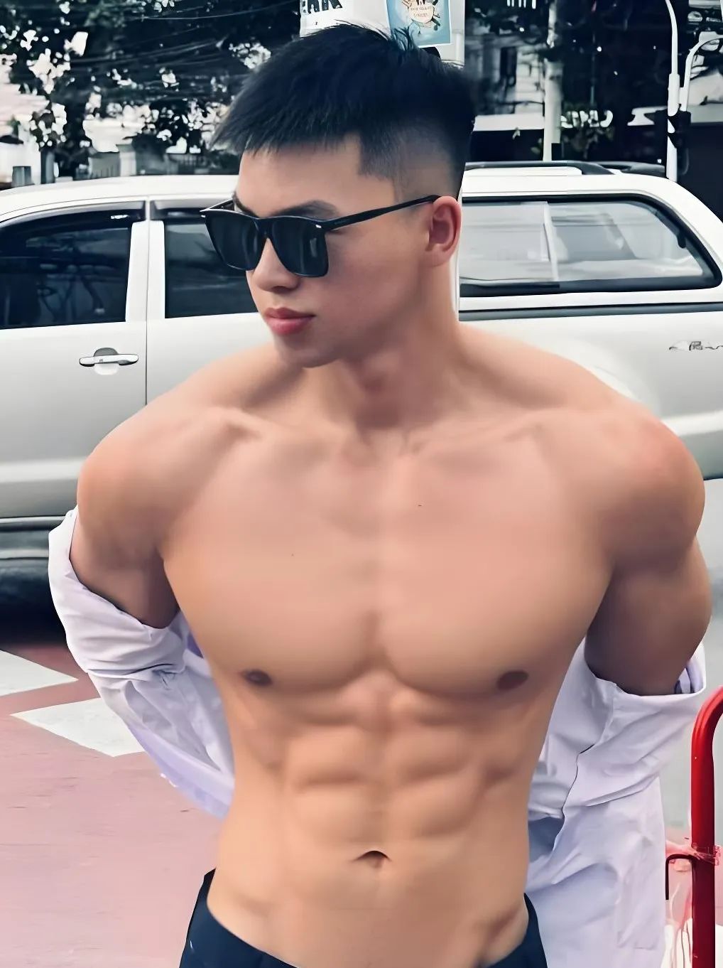 男生除了留“寸头”，这 3 款发型也很帅气，剪完提升颜值！