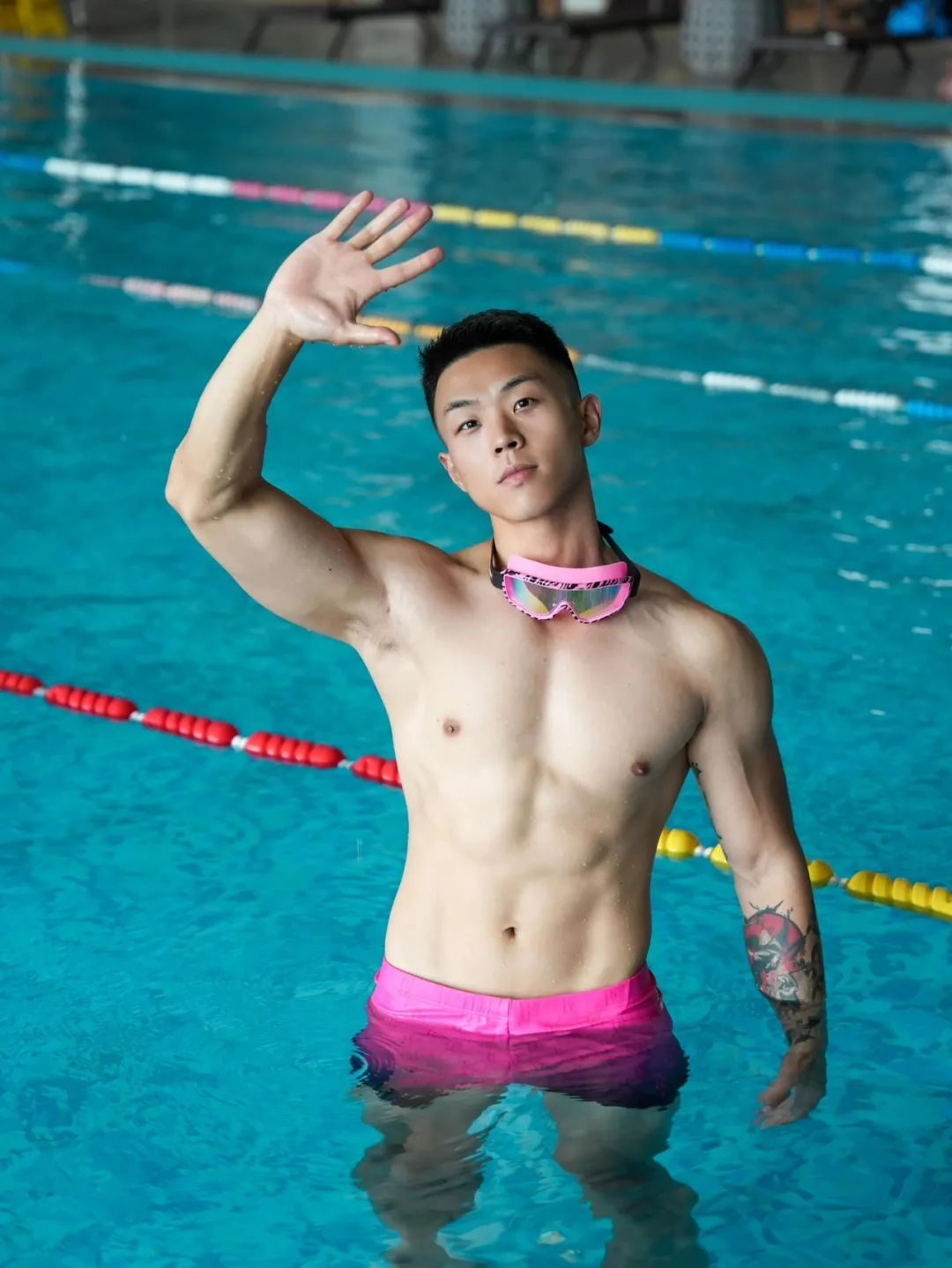 初代网黄廖承宇，他现在变成这样了。