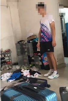 “网红现形记”：专偷体育生内裤、袜子的万粉博主，人赃俱获现场求饶…