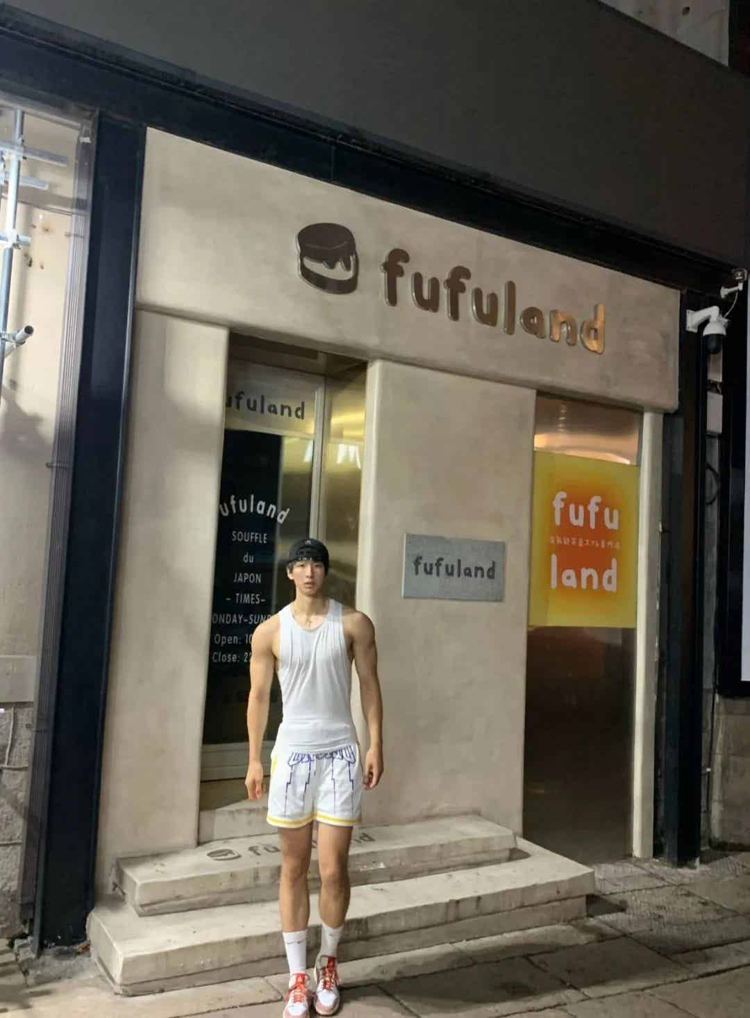 山东 195 黑皮篮球体育生，圈内极品猛 1s，持久打桩太给力.....