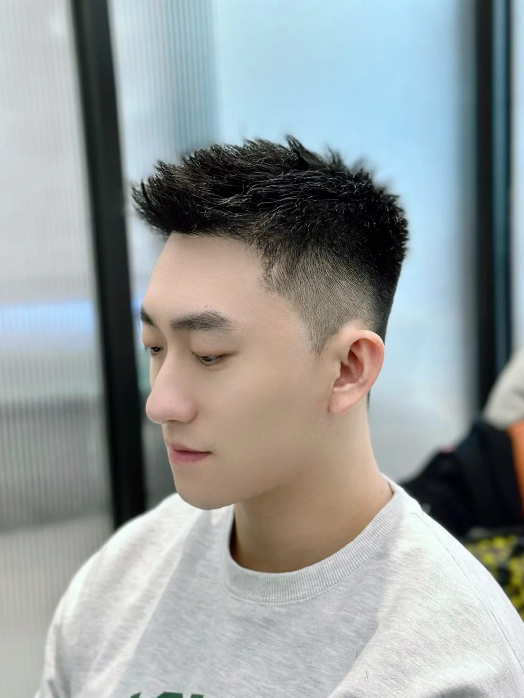 男生夏天发型合集:干净利落,清清爽爽提升颜值超级帅! 男生夏天发型合集:干净利落,清清爽爽提升颜值超级帅!