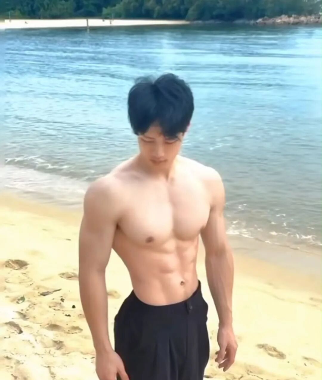 成都 188 男大游泳教练,腹肌长腿超级诱惑! 私下玩的真花.... 成都 188 男大游泳教练,腹肌长腿超级诱惑! 私下玩的真花....