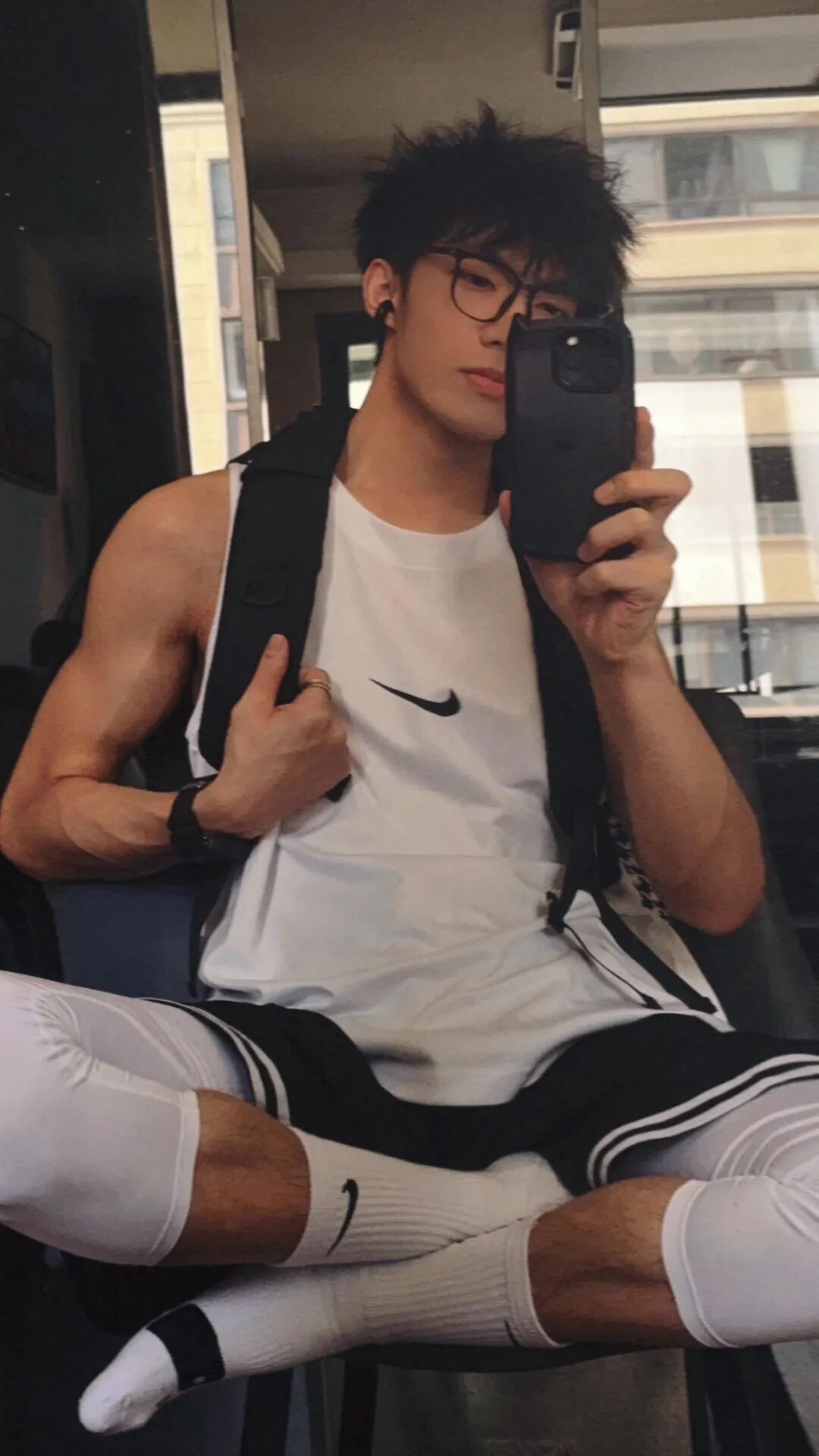 188cm 南京体育学院男大，竟然是东北极品白袜 top!