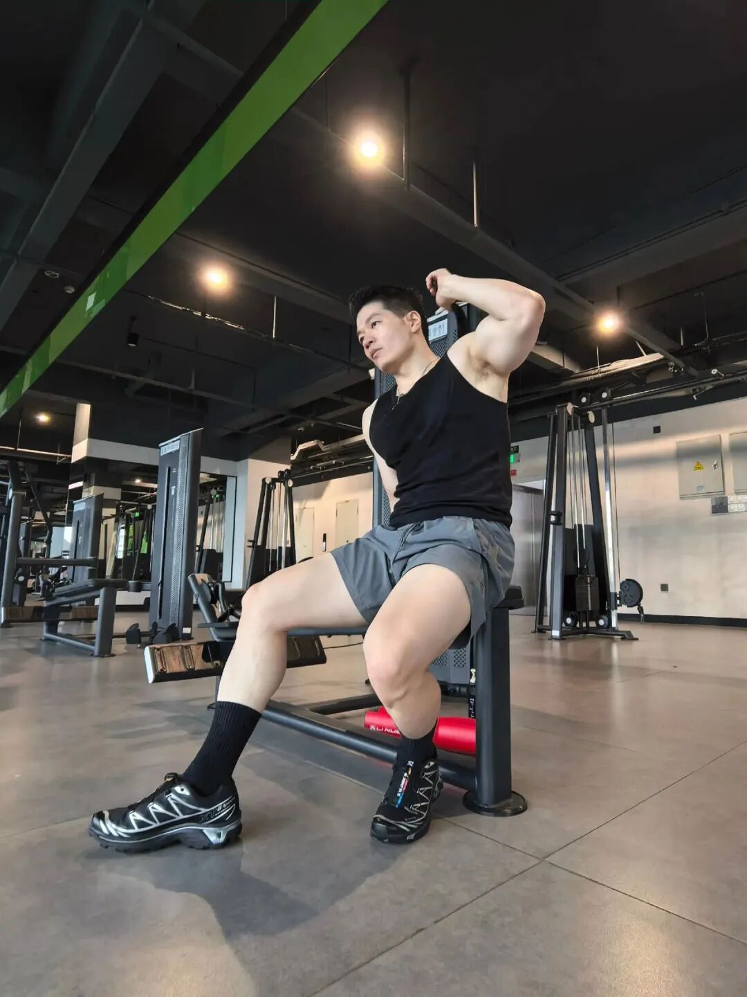 【晕】家门口 de 健身教练被专访了!女记者真是无处不在… 【晕】家门口 de 健身教练被专访了!女记者真是无处不在…