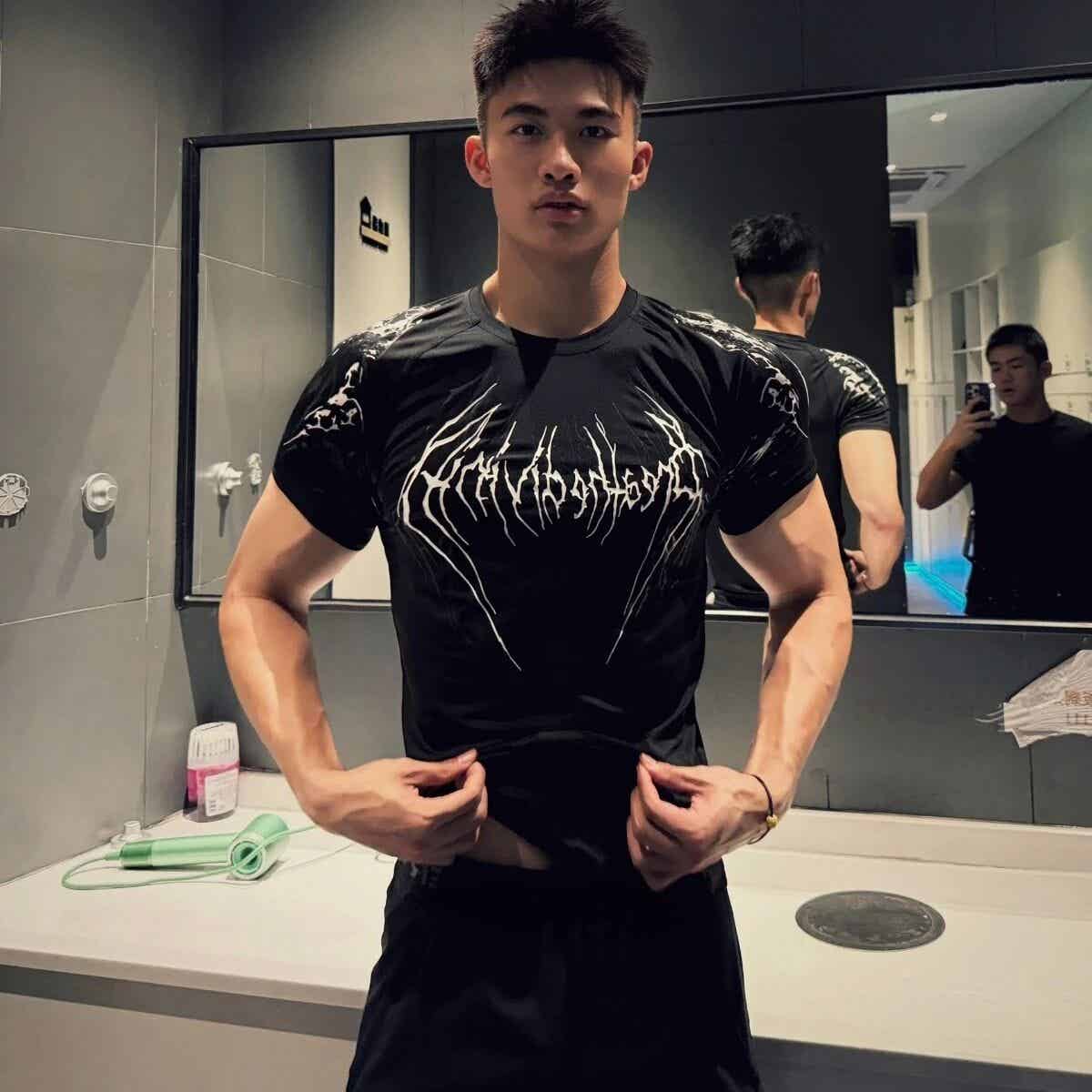 超爱的高质量男生头像 | 帅哥照片真人自拍 超爱的高质量男生头像 | 帅哥照片真人自拍